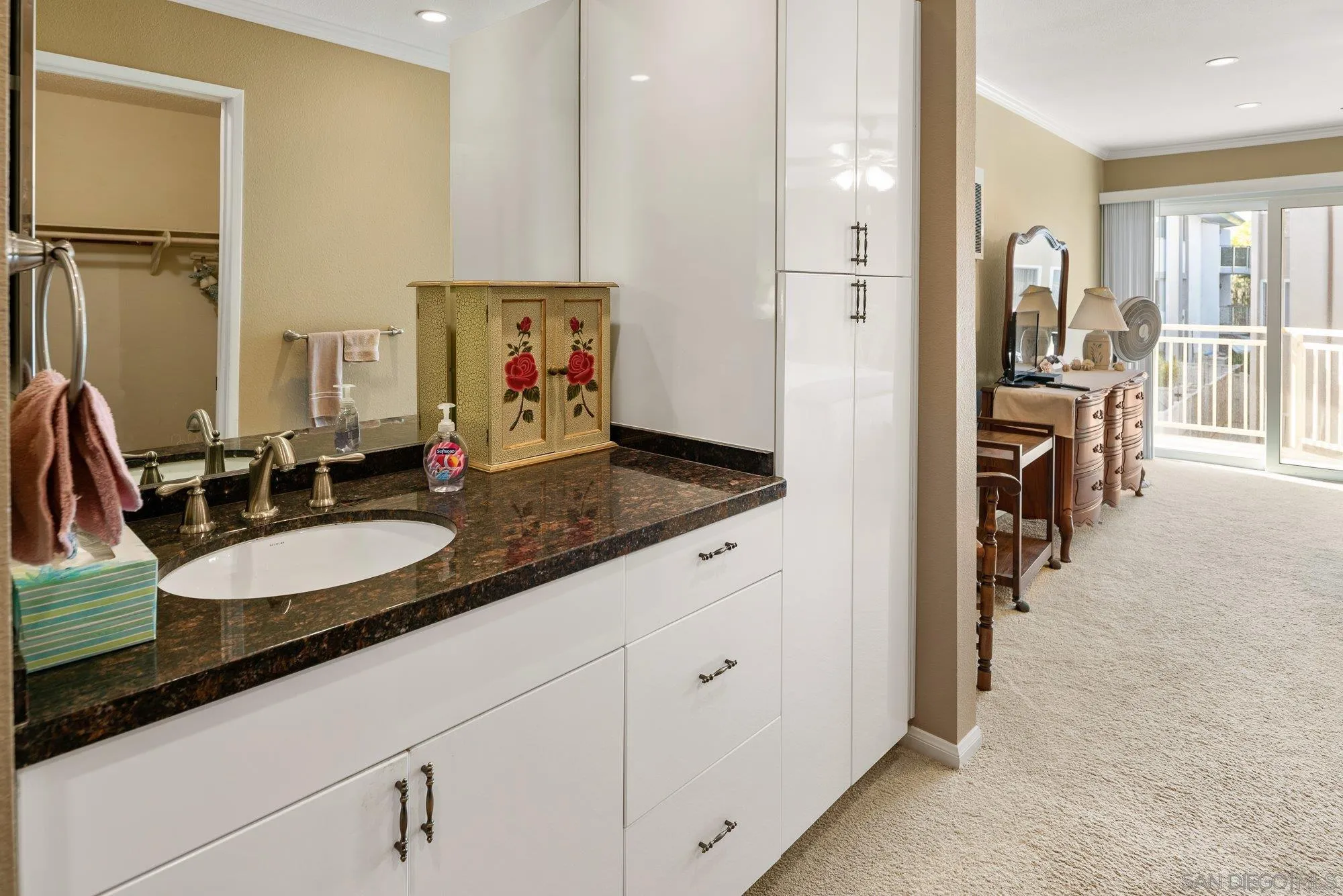 https://cdn.realtyfeed.com/cdn/127/260004746/bd47d6da8594dc7656787dcfc16dd48e.webp