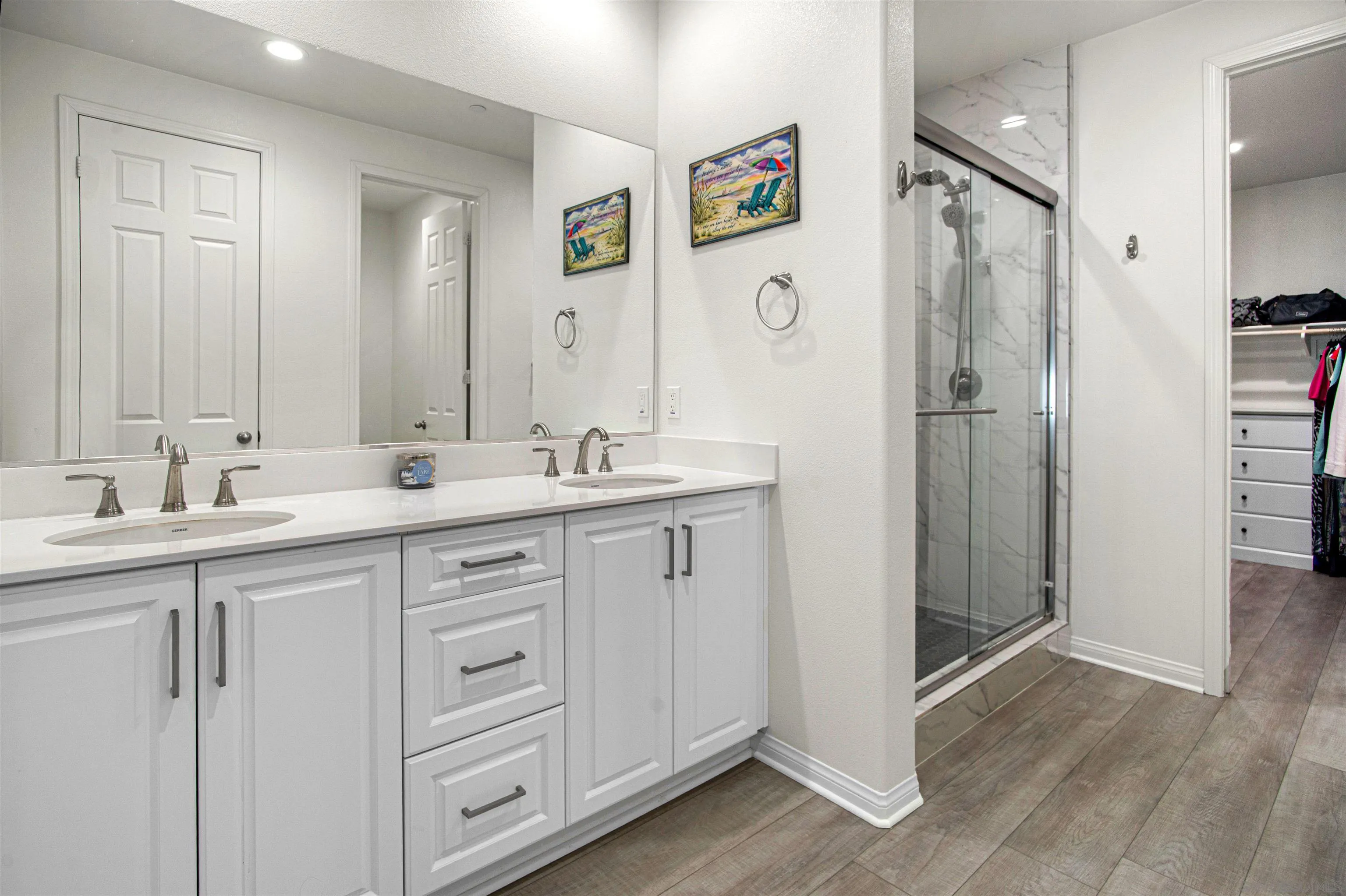 https://cdn.realtyfeed.com/cdn/127/260004748/a71238286af82ec8f6f6184b6a37ff8c.webp