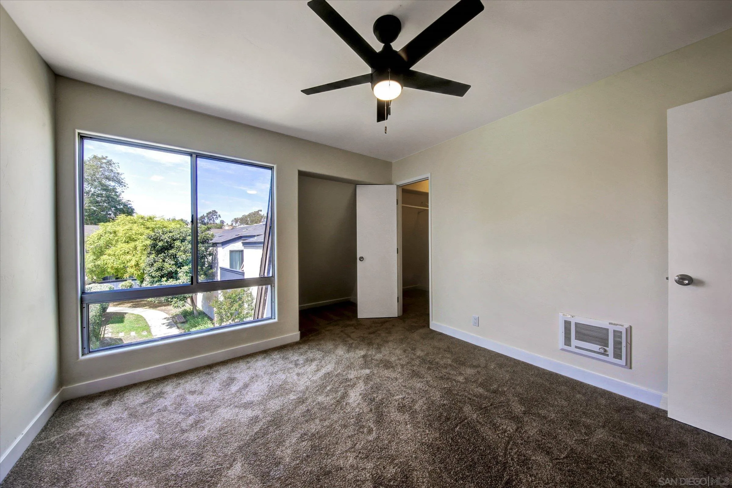 Photo #17: 260004752 Listing: Photo #17