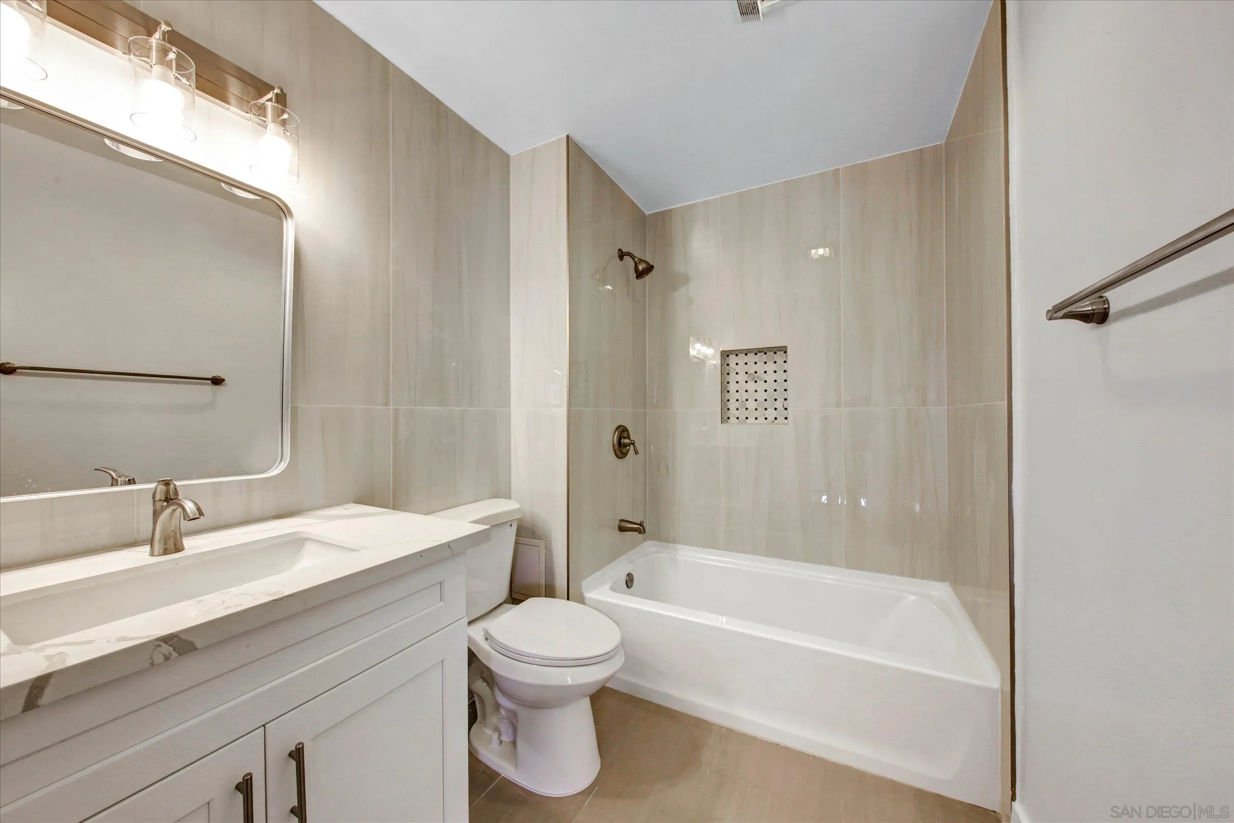 Photo #20: 260004752 Listing: Photo #20