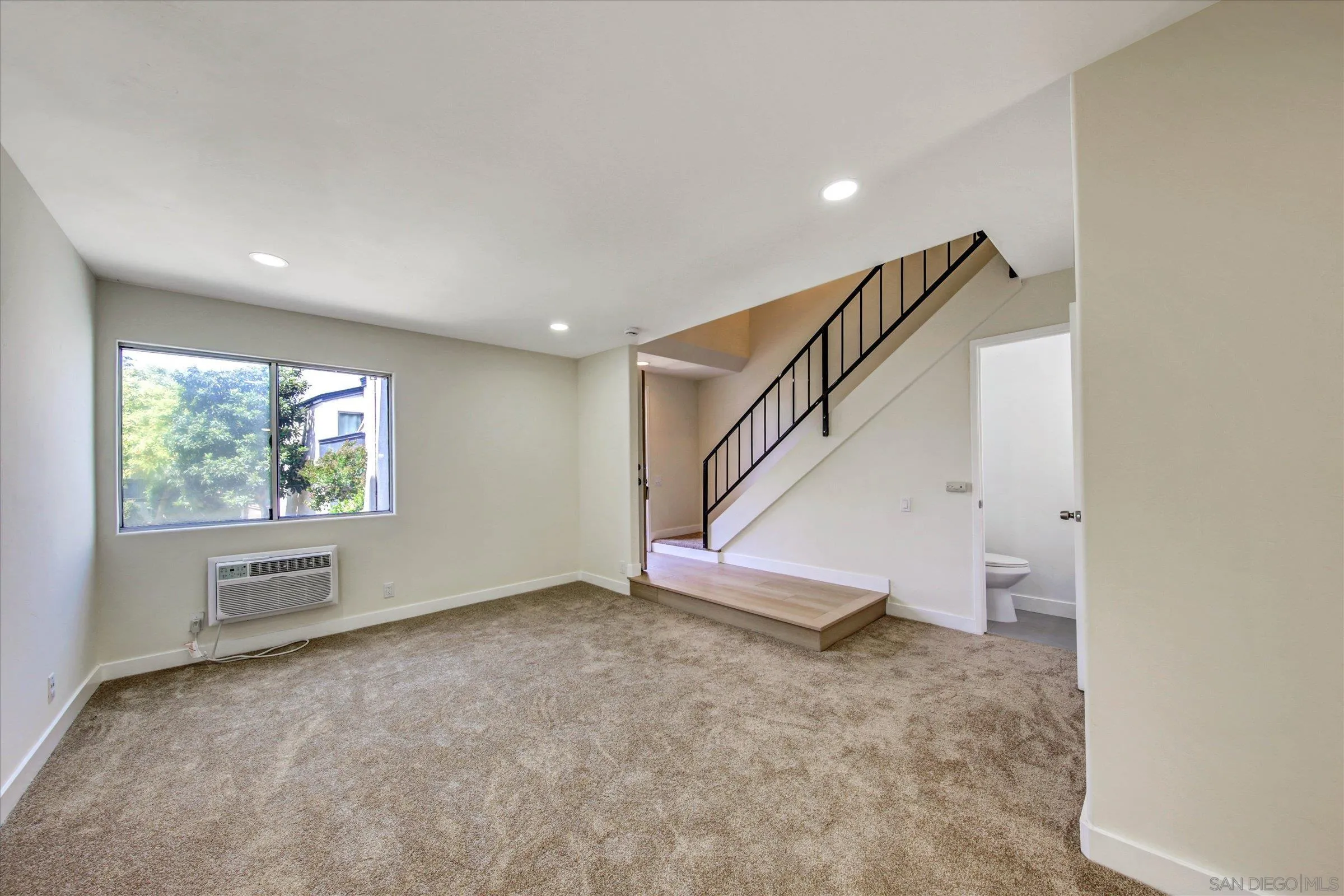 Photo #7: 260004752 Listing: Photo #7