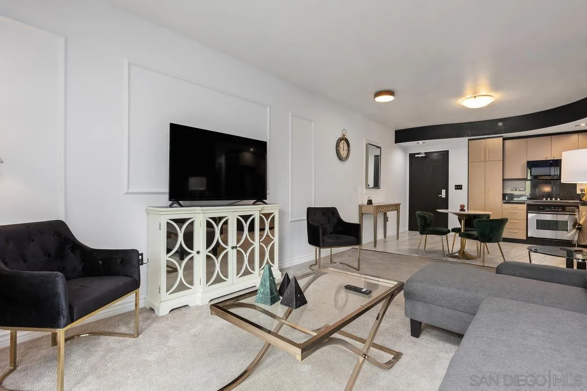 Photo #8: 260004753 Listing: Photo #8