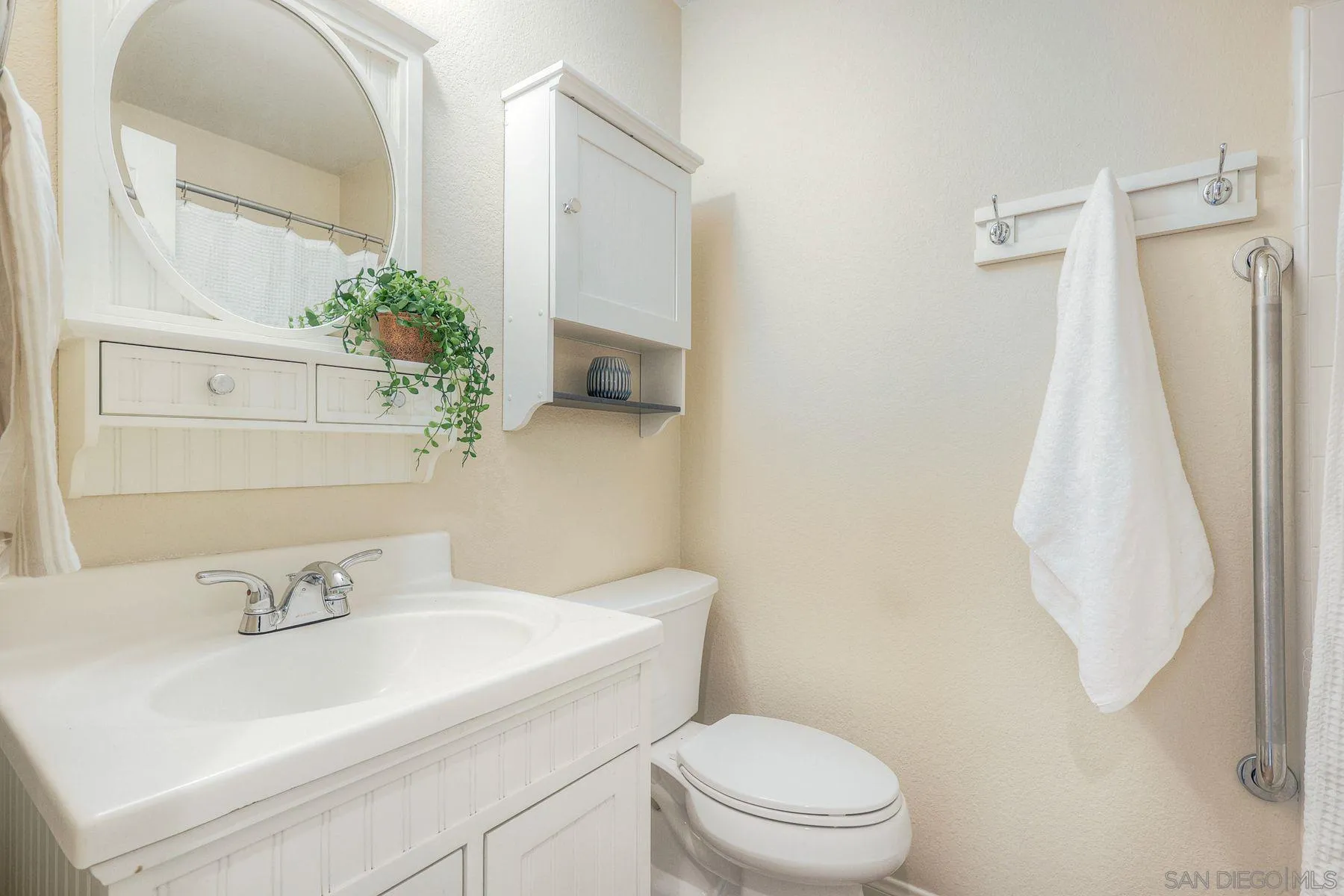 https://cdn.realtyfeed.com/cdn/127/260004759/674ca072a8ce1d33ed4848428a872ef5.webp