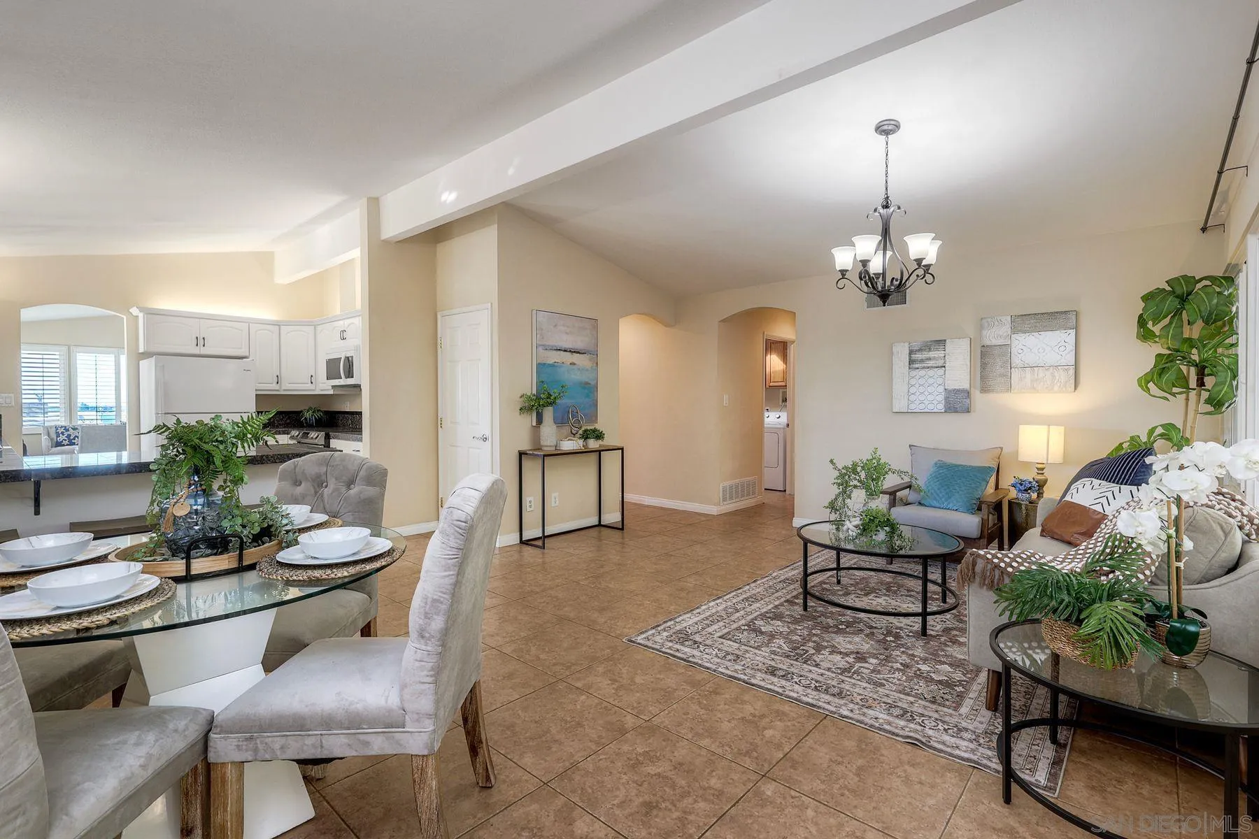 https://cdn.realtyfeed.com/cdn/127/260004759/6d9ecff6924865ec41874228fd7c1652.webp