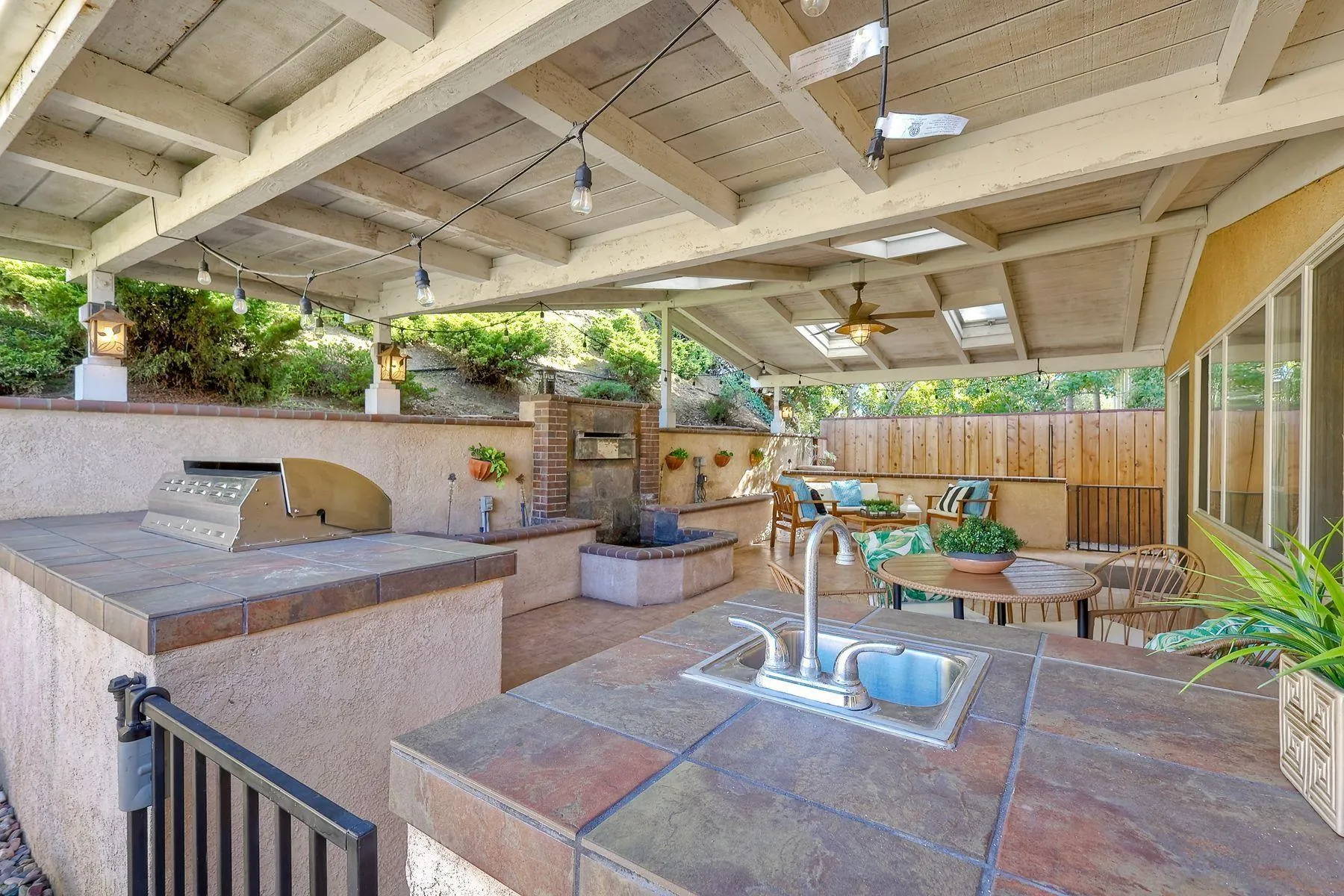 https://cdn.realtyfeed.com/cdn/127/260004759/93975fe9fffeb932cf0a966bc5242669.webp