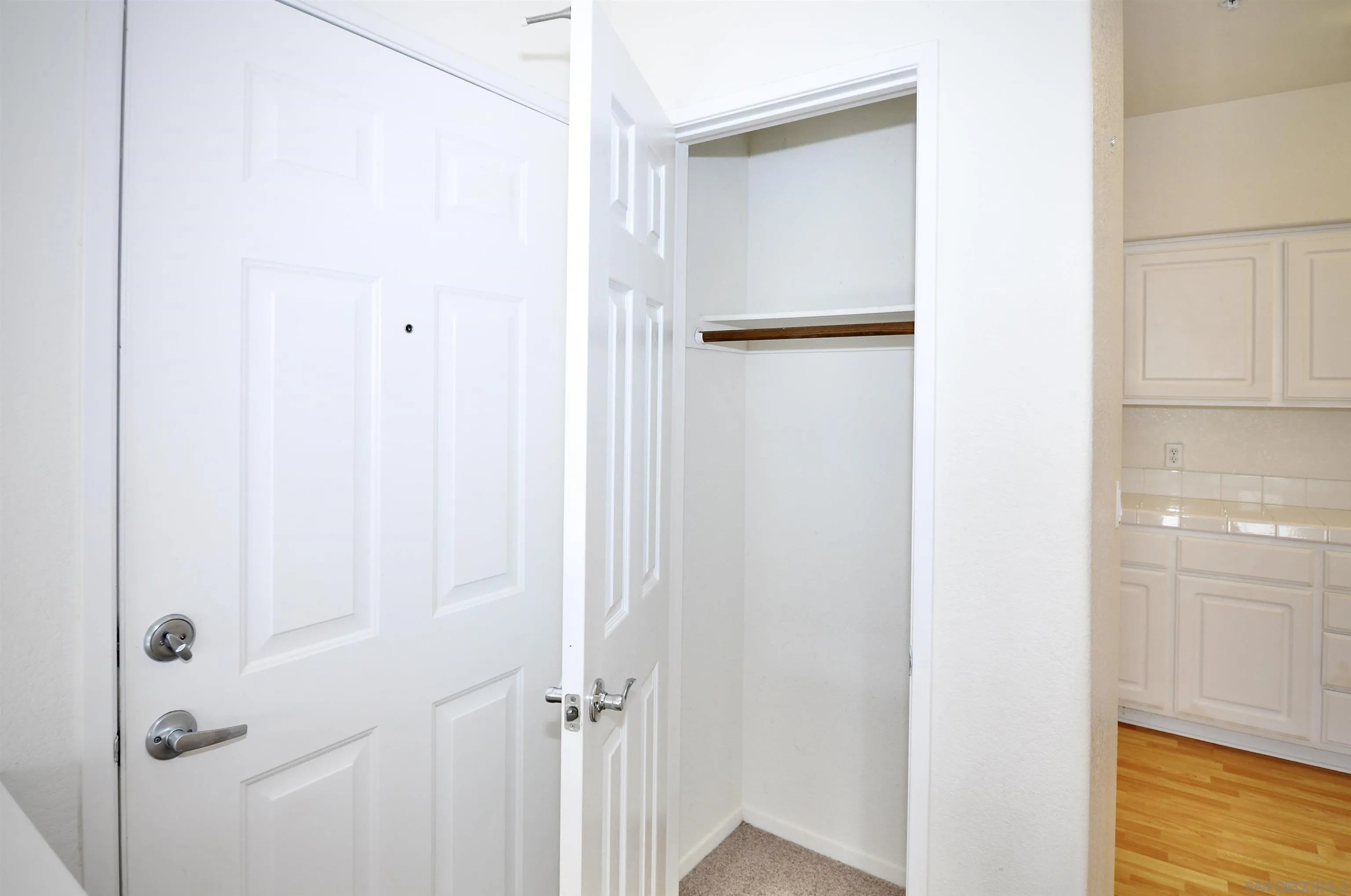 Photo #15: 260004760 Listing: Photo #15