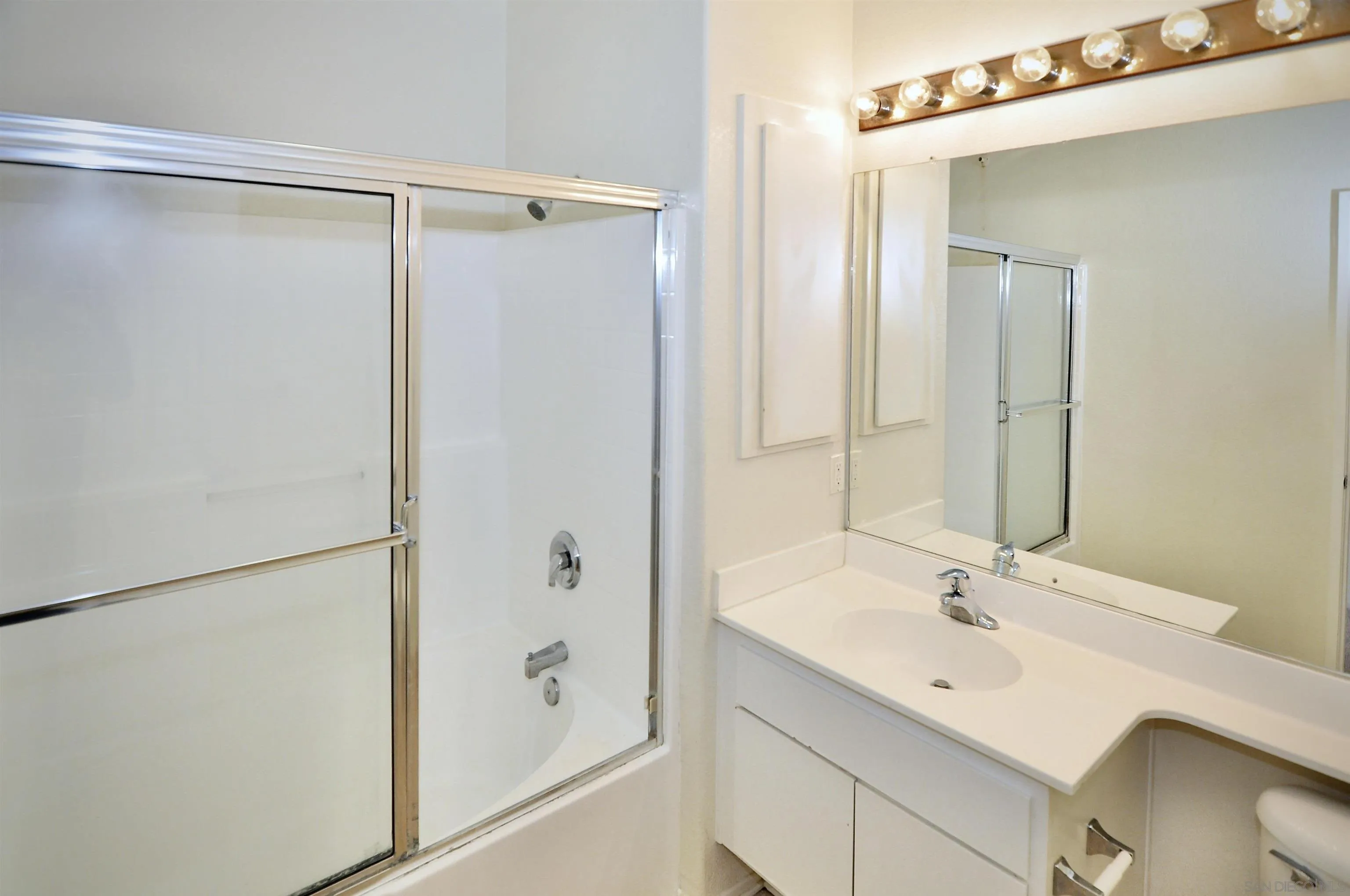 Photo #30: 260004760 Listing: Photo #30