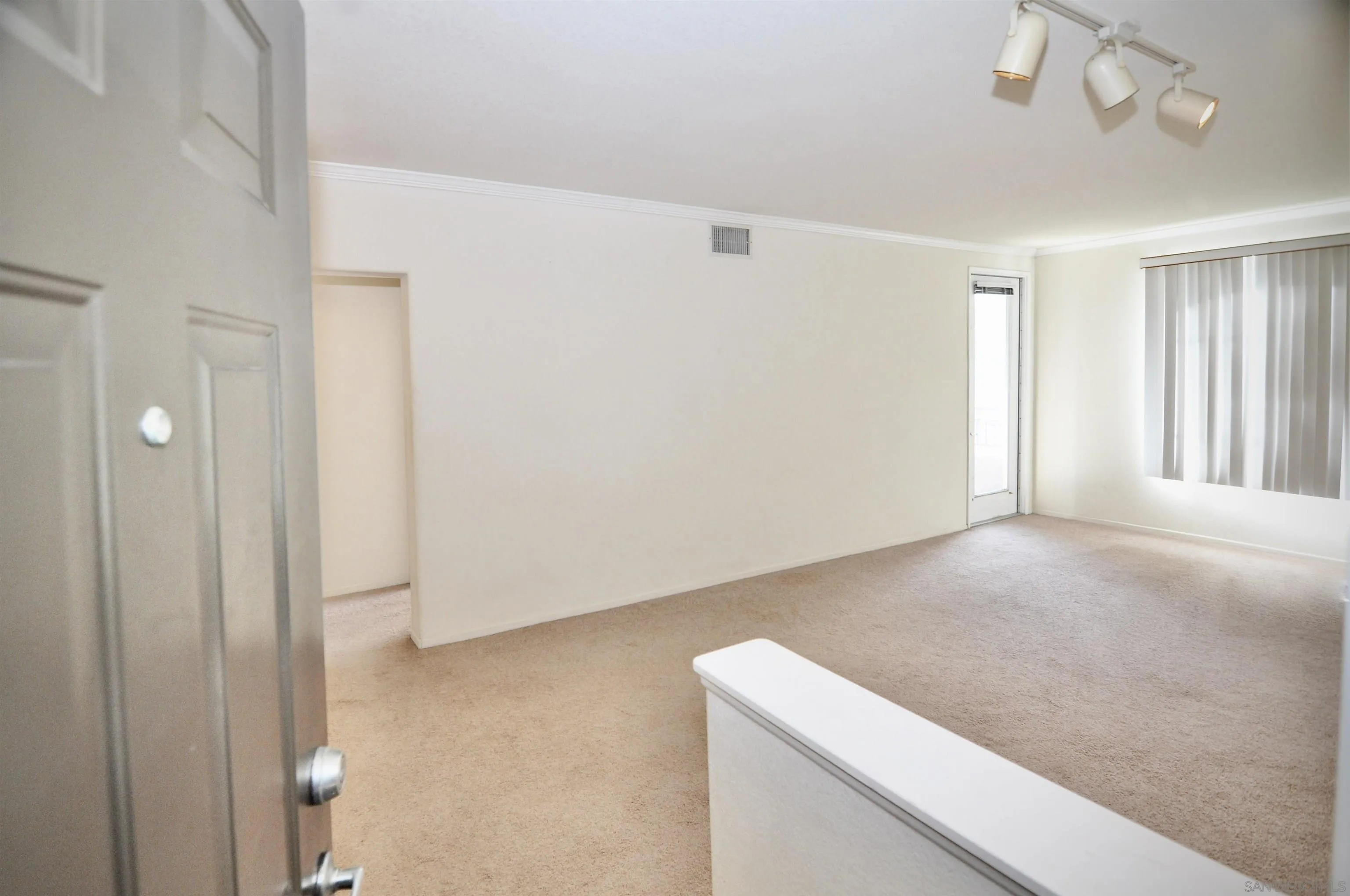 Photo #3: 260004760 Listing: Photo #3