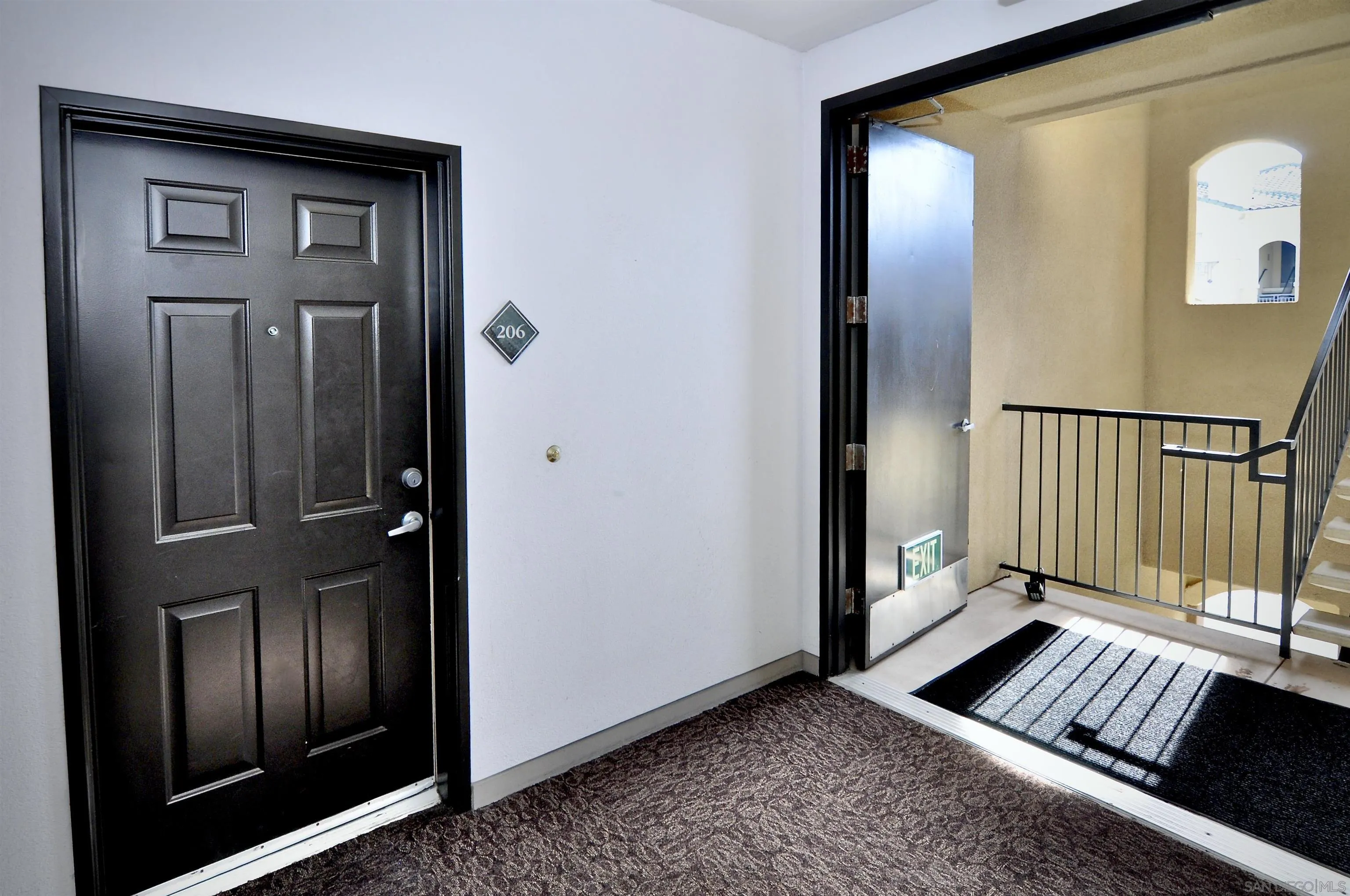 Photo #2: 260004760 Listing: Photo #2
