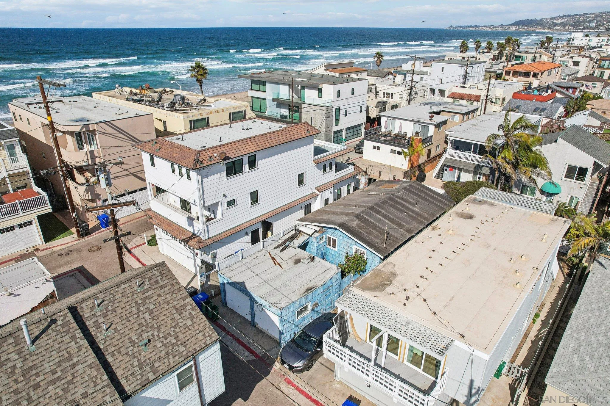 https://cdn.realtyfeed.com/cdn/127/260004761/8fb10bccf6d1f07109b7731296f3279a.webp