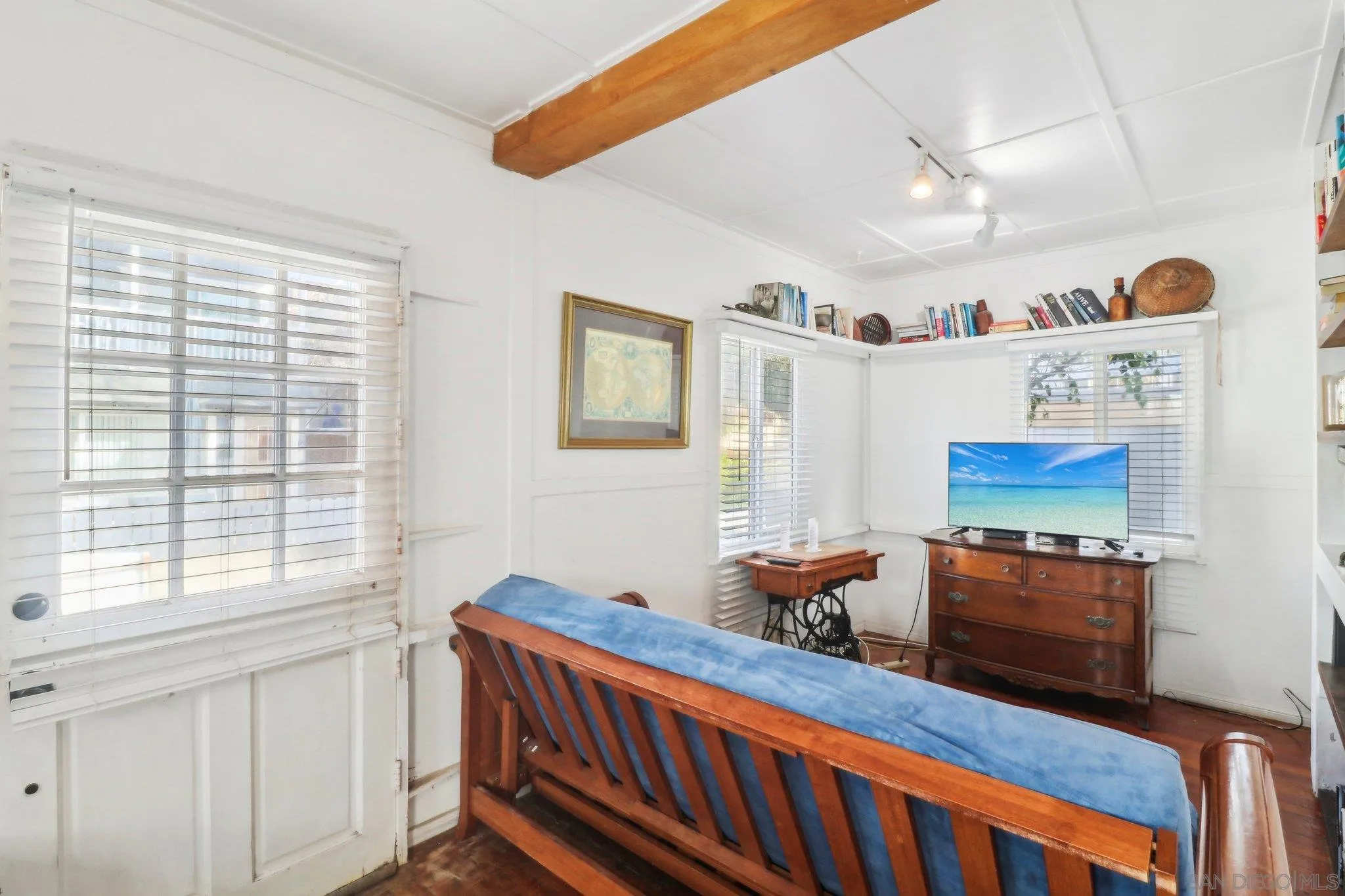 https://cdn.realtyfeed.com/cdn/127/260004761/a077af1f5ed5e54c782972db8cc33e2b.webp