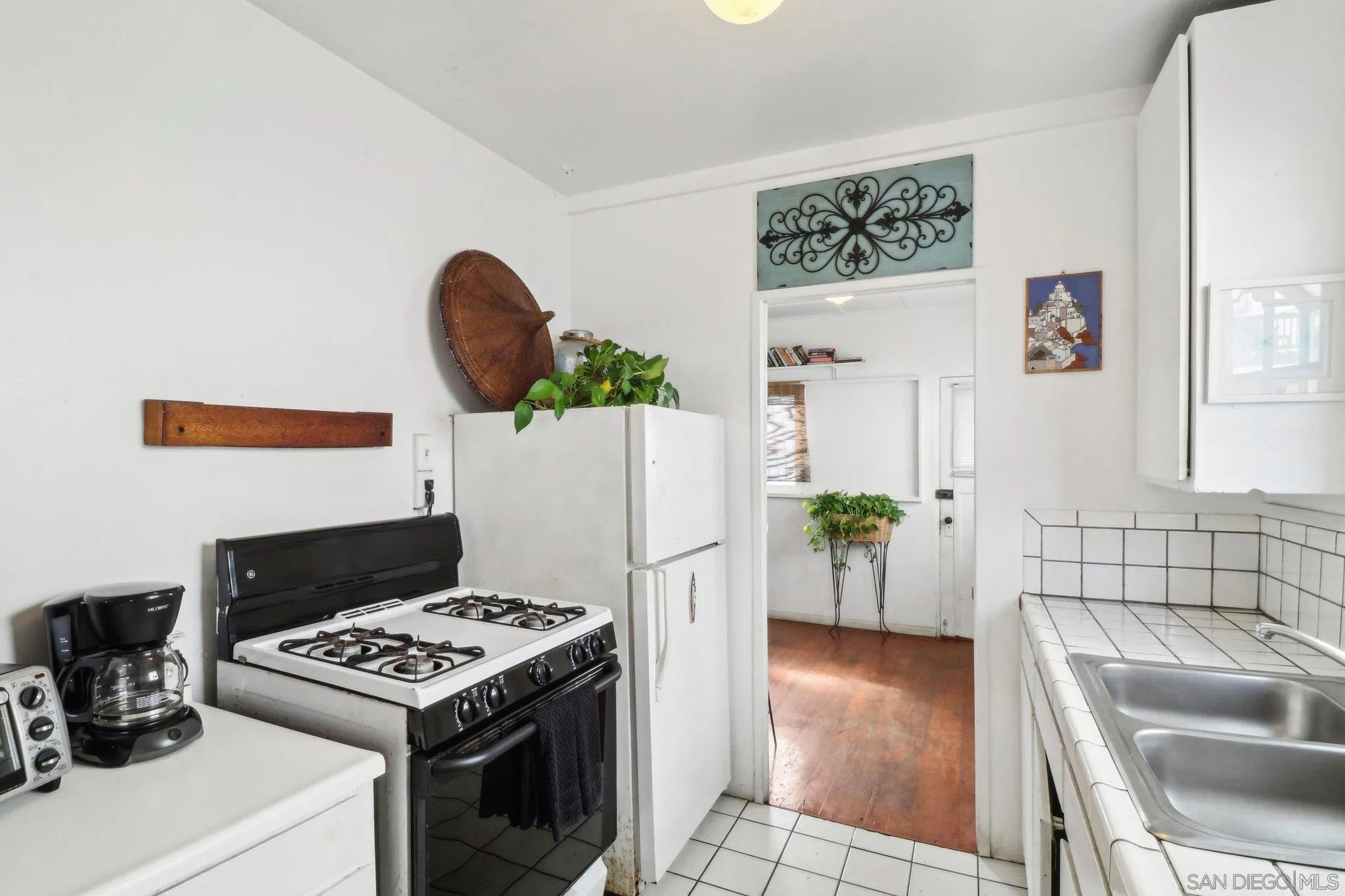 https://cdn.realtyfeed.com/cdn/127/260004761/e3a9ba2552d94fe076107b7cf2c477e3.webp