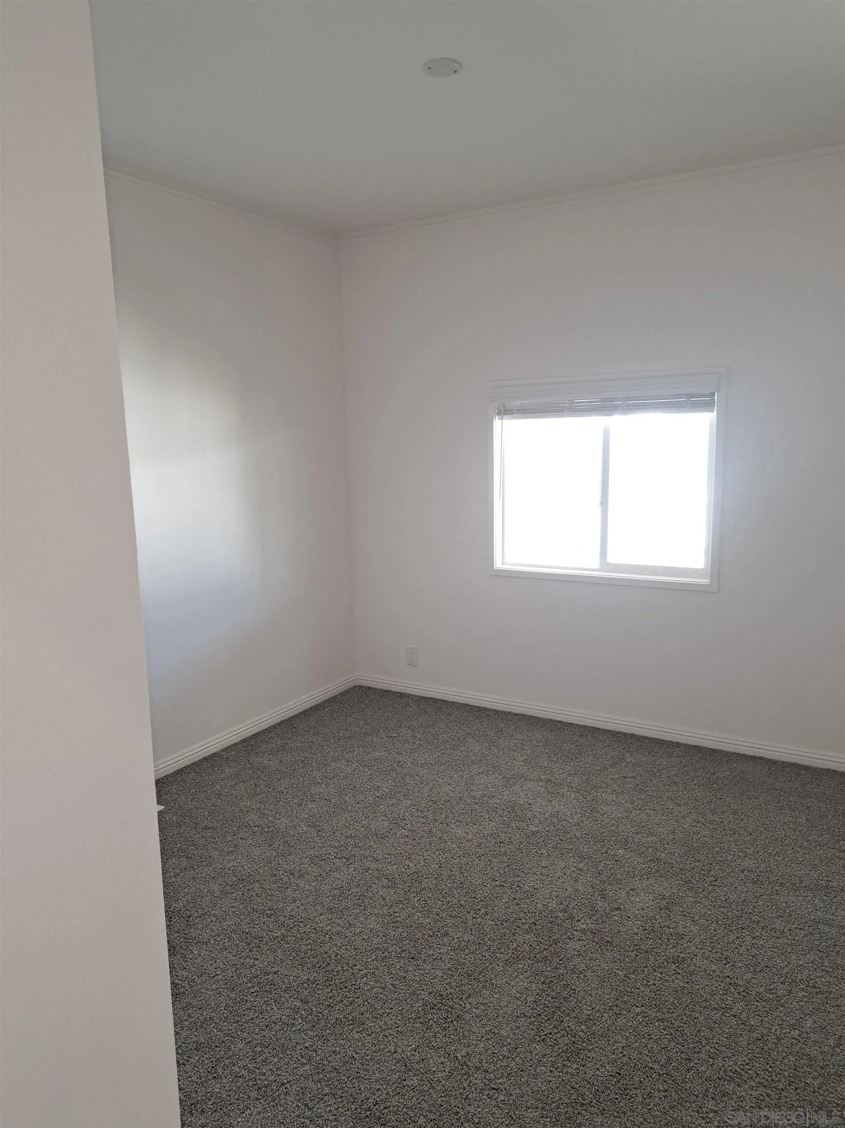 https://cdn.realtyfeed.com/cdn/127/260004770/60c79683f0116cae239fd235dcdd804d.webp
