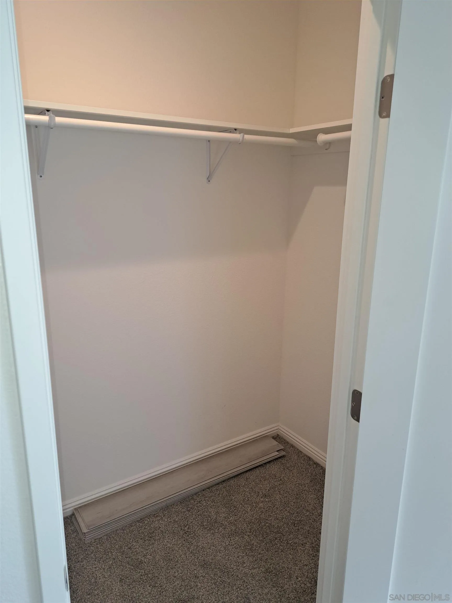 https://cdn.realtyfeed.com/cdn/127/260004770/ba2264601731cd944ad36b00de321576.webp