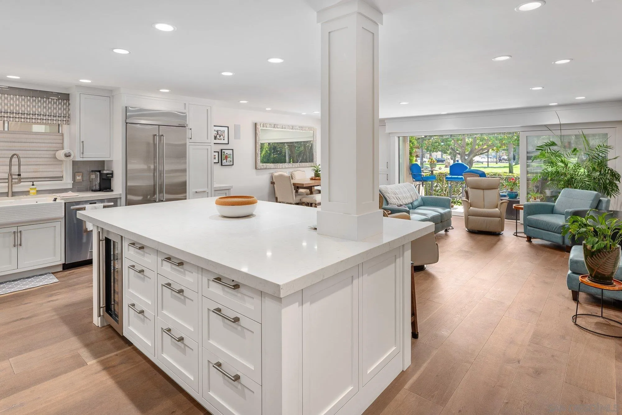 Browse active condo listings in CORONADO