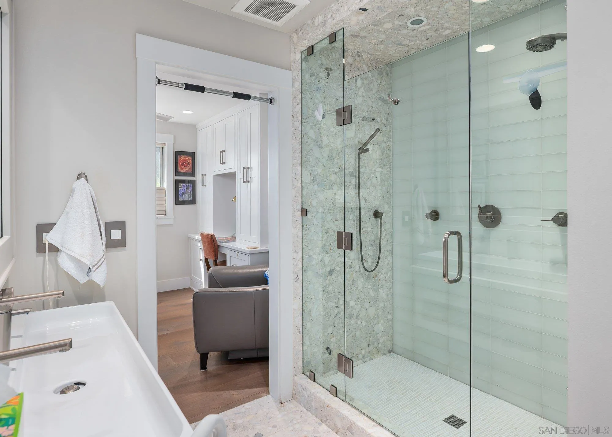 Photo #40: 260004775 Listing: Photo #40