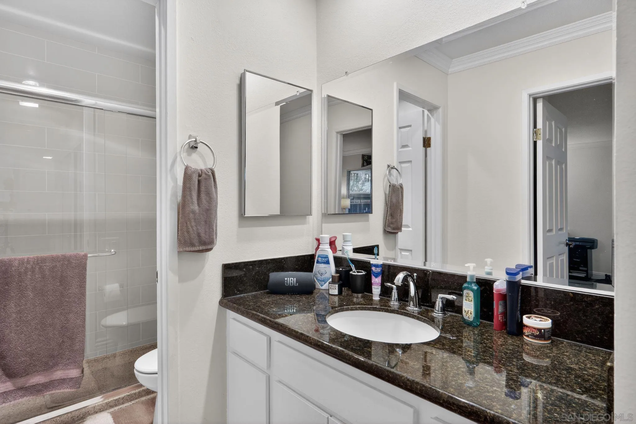 https://cdn.realtyfeed.com/cdn/127/260004779/571b3619030215ab80395cf2a1aeff14.webp