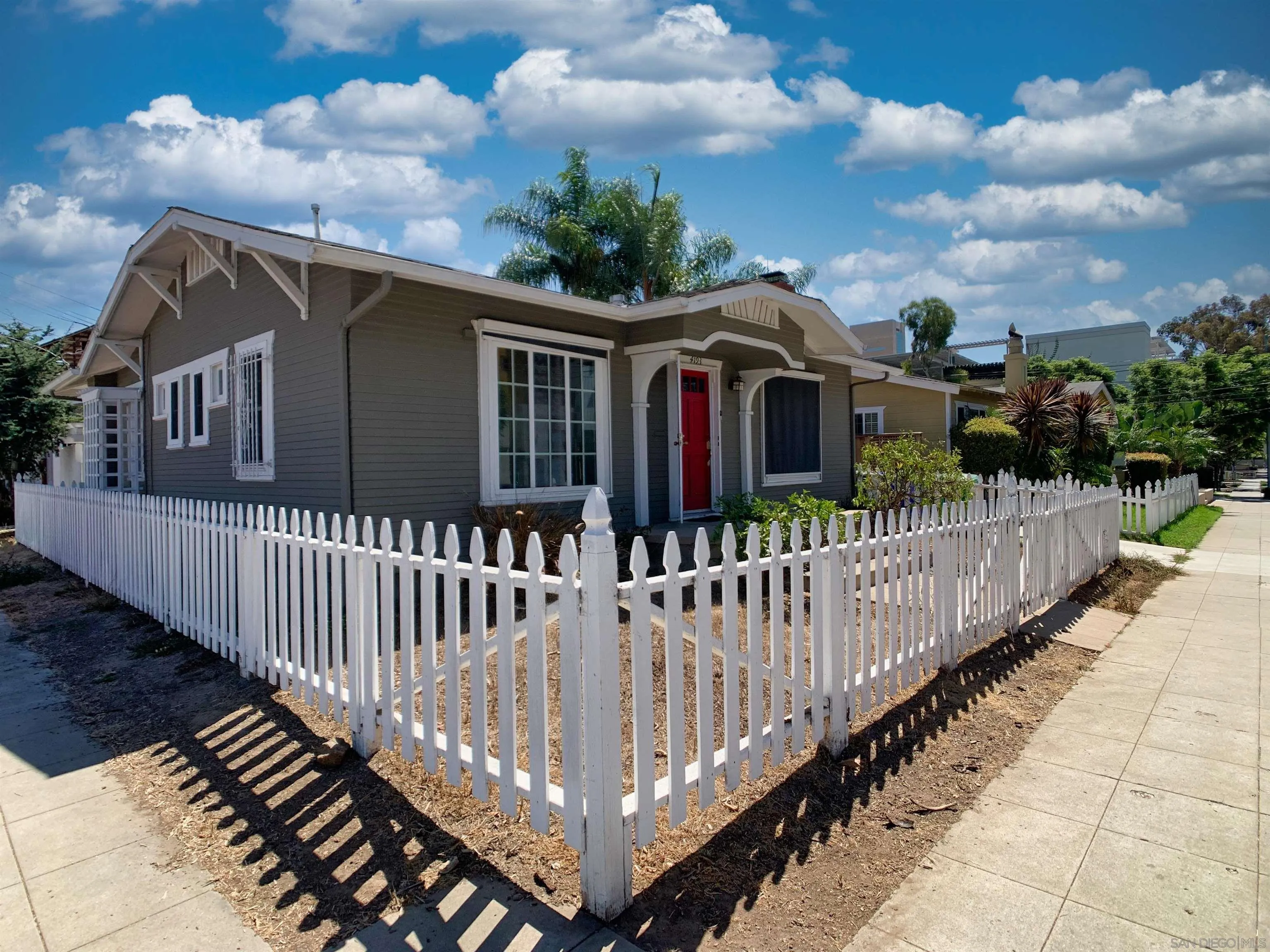 https://cdn.realtyfeed.com/cdn/127/260004782/4444f3021fc88db35711d14dd71b700a.webp