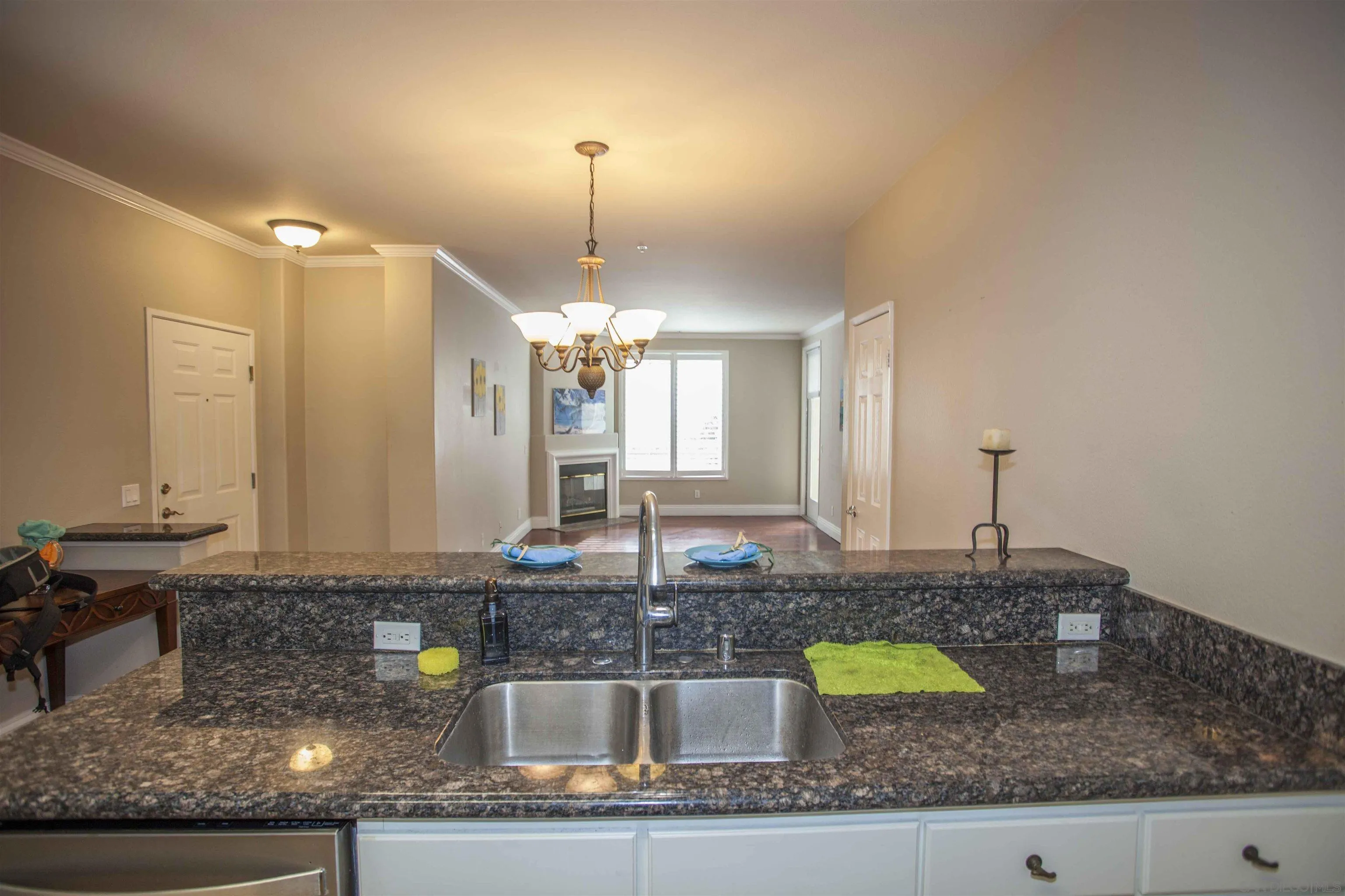 Photo #12: 260004784 Listing: Photo #12