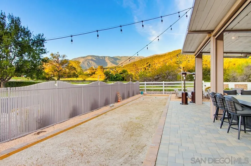 https://cdn.realtyfeed.com/cdn/127/260004785/f0b0407fccdc275b64229e63c5cbe45d.webp