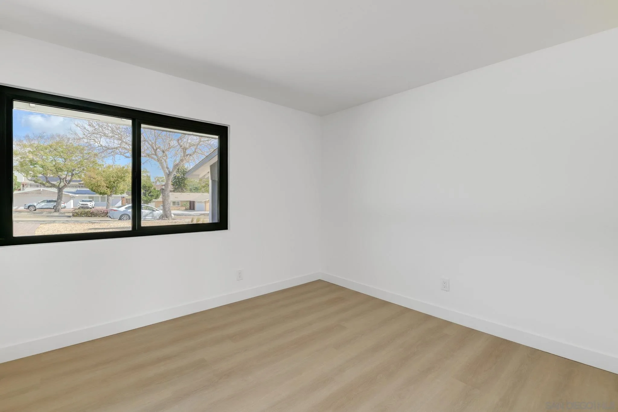 https://cdn.realtyfeed.com/cdn/127/260004788/1af24e3255edef520d57d4a1e0105948.webp