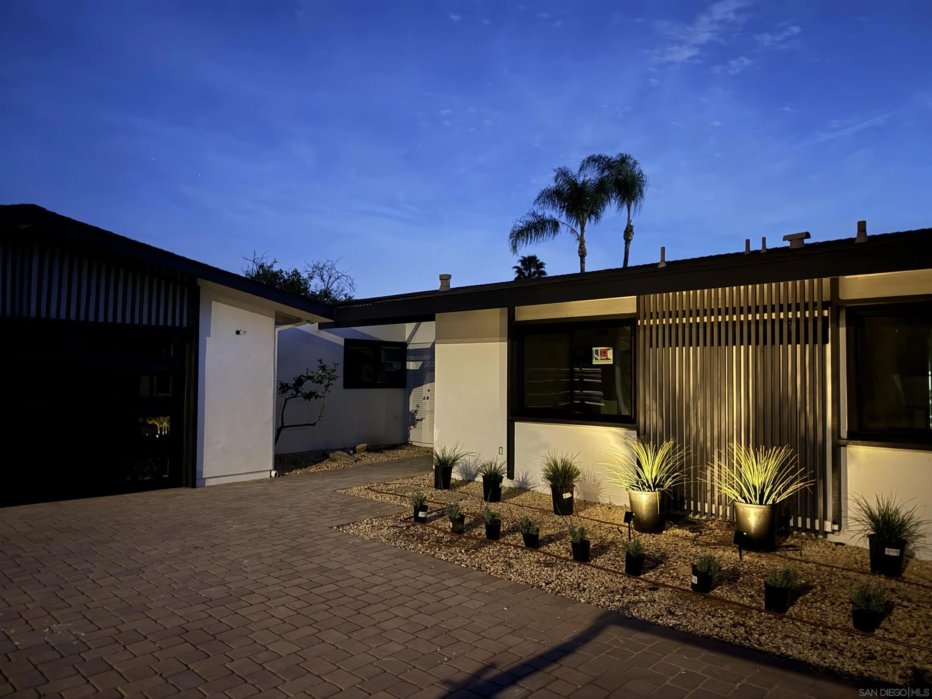 https://cdn.realtyfeed.com/cdn/127/260004788/783baf1fe8143f3ac6a7d2e54aedabed.webp