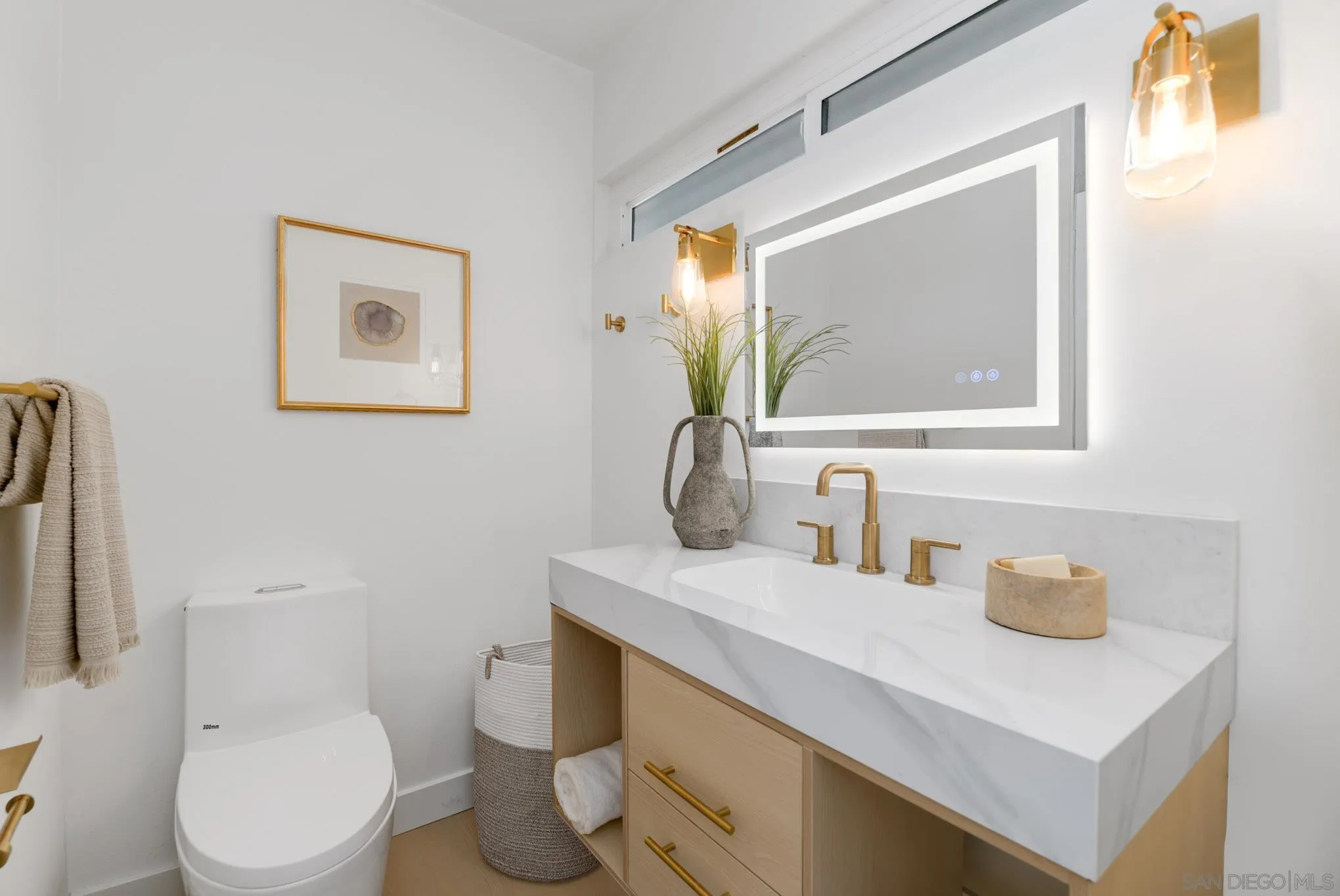 https://cdn.realtyfeed.com/cdn/127/260004788/d91549600c371411e75c1b59c2a161ab.webp