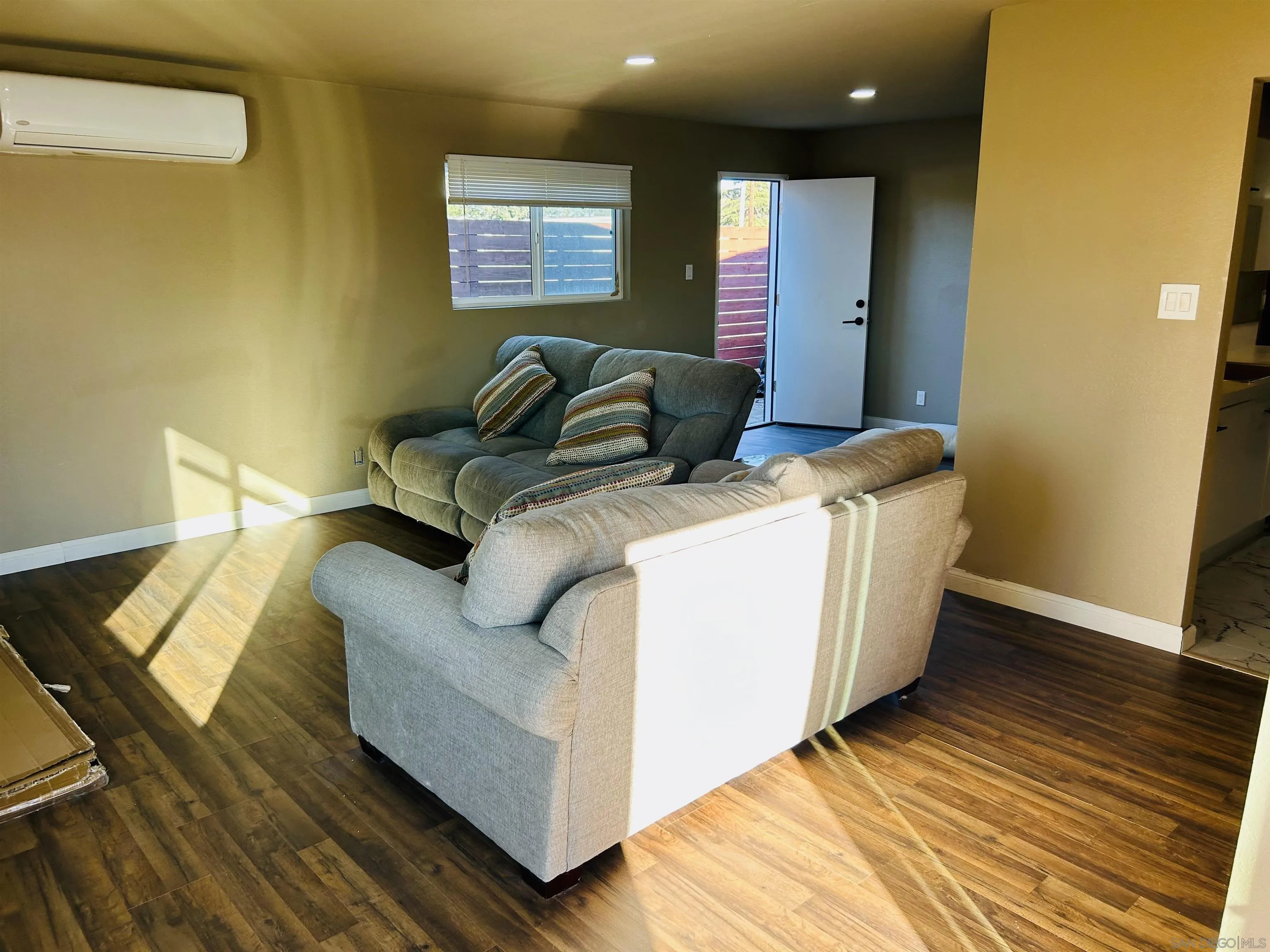 https://cdn.realtyfeed.com/cdn/127/260004789/569a45440f93ec273854fb81897bff3c.webp