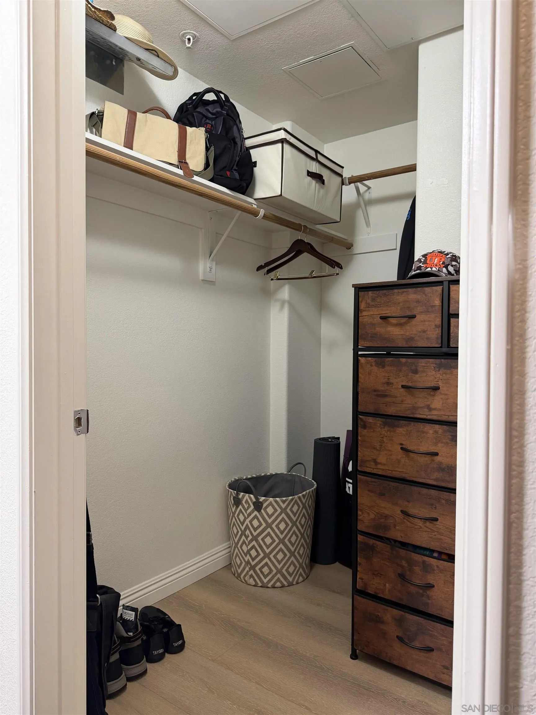 Photo #14: 260004792 Listing: Photo #14