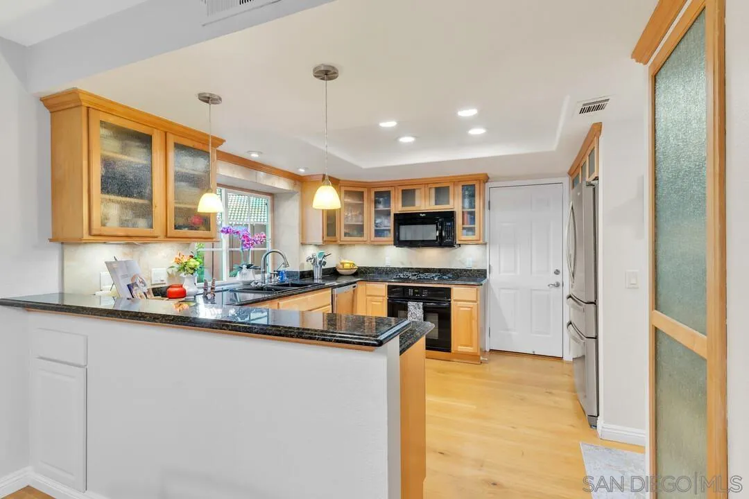 https://cdn.realtyfeed.com/cdn/127/260004793/e8a61be9b842a32a5573c62b15c65515.webp