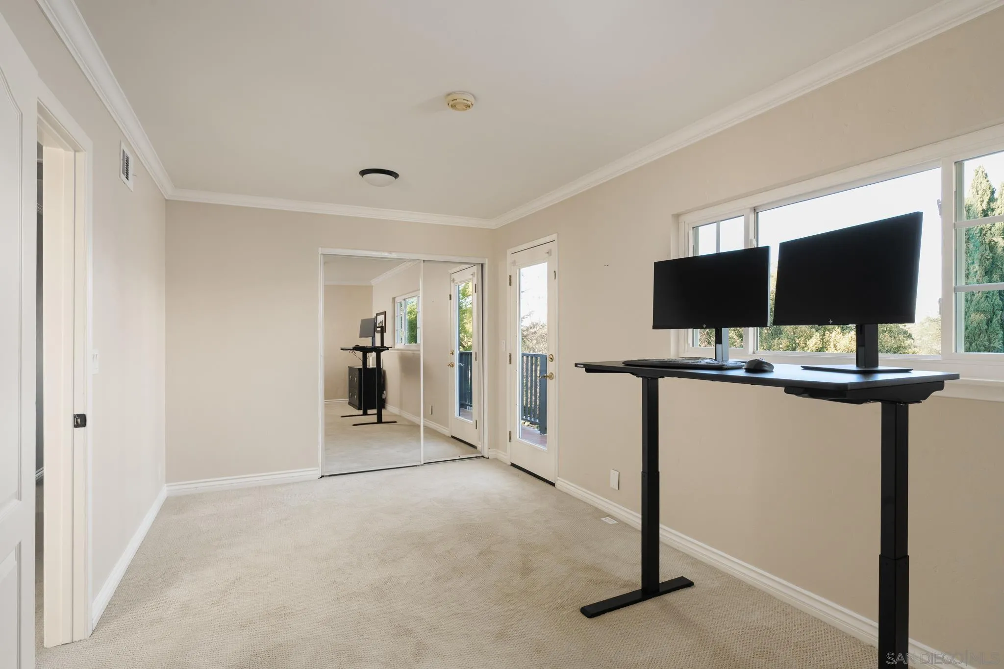 https://cdn.realtyfeed.com/cdn/127/260004794/bbb347cb6527139b24e07f70f20c7b1a.webp