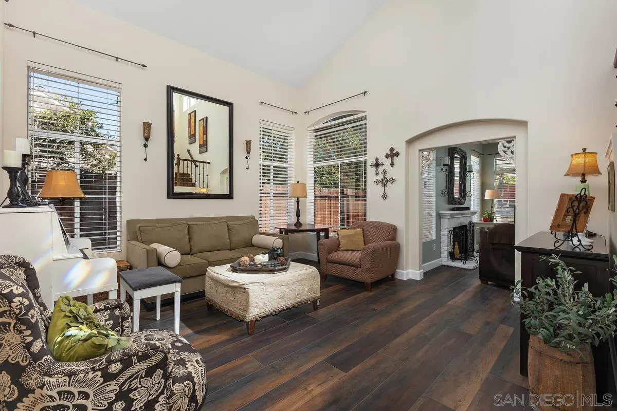 https://cdn.realtyfeed.com/cdn/127/260004796/105c8876b1c502b51d06810d3e454383.webp