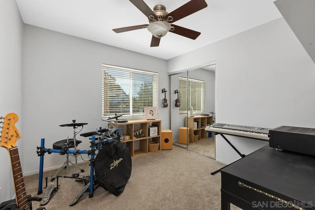 https://cdn.realtyfeed.com/cdn/127/260004796/22479bed1305bcfa15dca9c352907345.webp