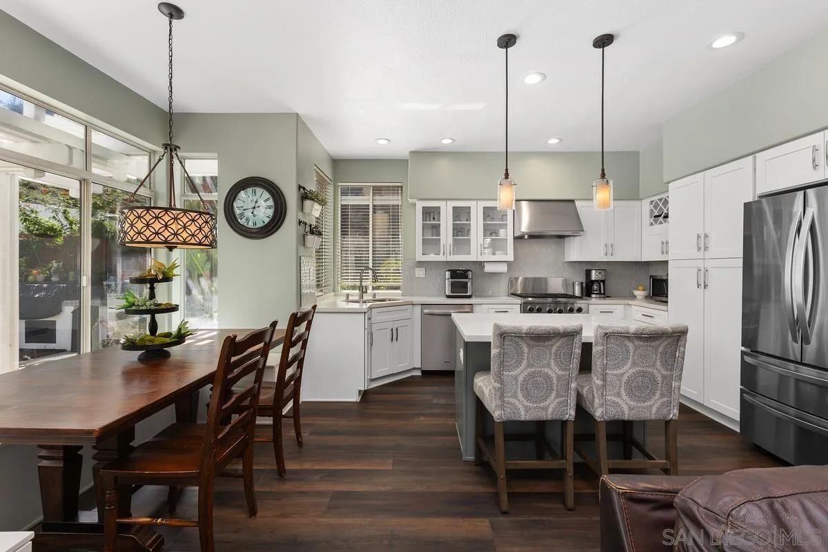https://cdn.realtyfeed.com/cdn/127/260004796/4acb8d1e006eb5404279e222485c66b0.webp