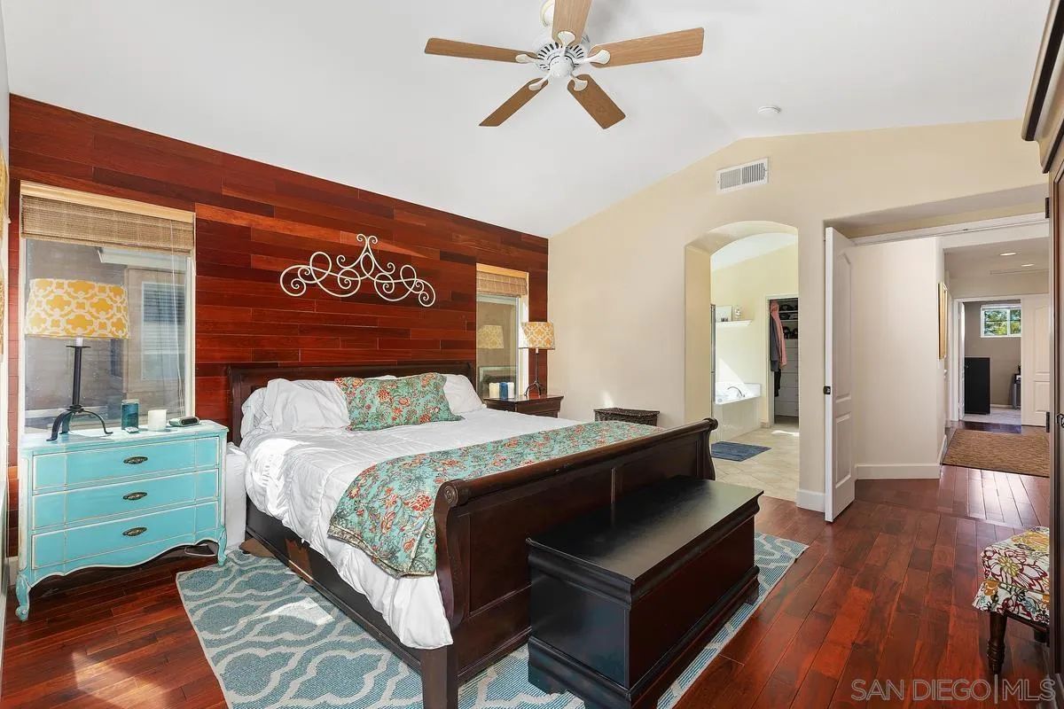 https://cdn.realtyfeed.com/cdn/127/260004796/f4f7f9ac86c7e5688ab70e1ef0cd3ae8.webp