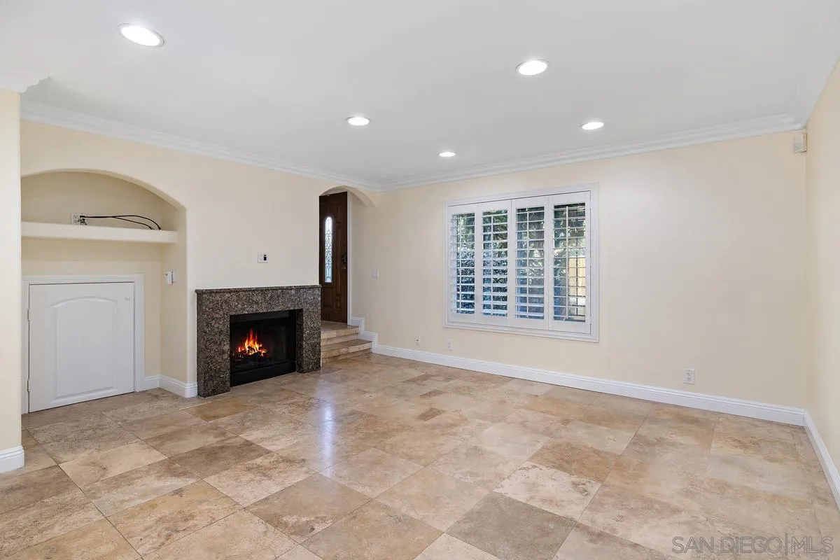 Photo #15: 2600048 Listing: Photo #15