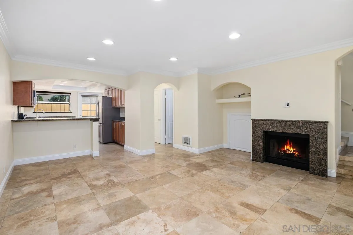 Photo #2: 2600048 Listing: Photo #2