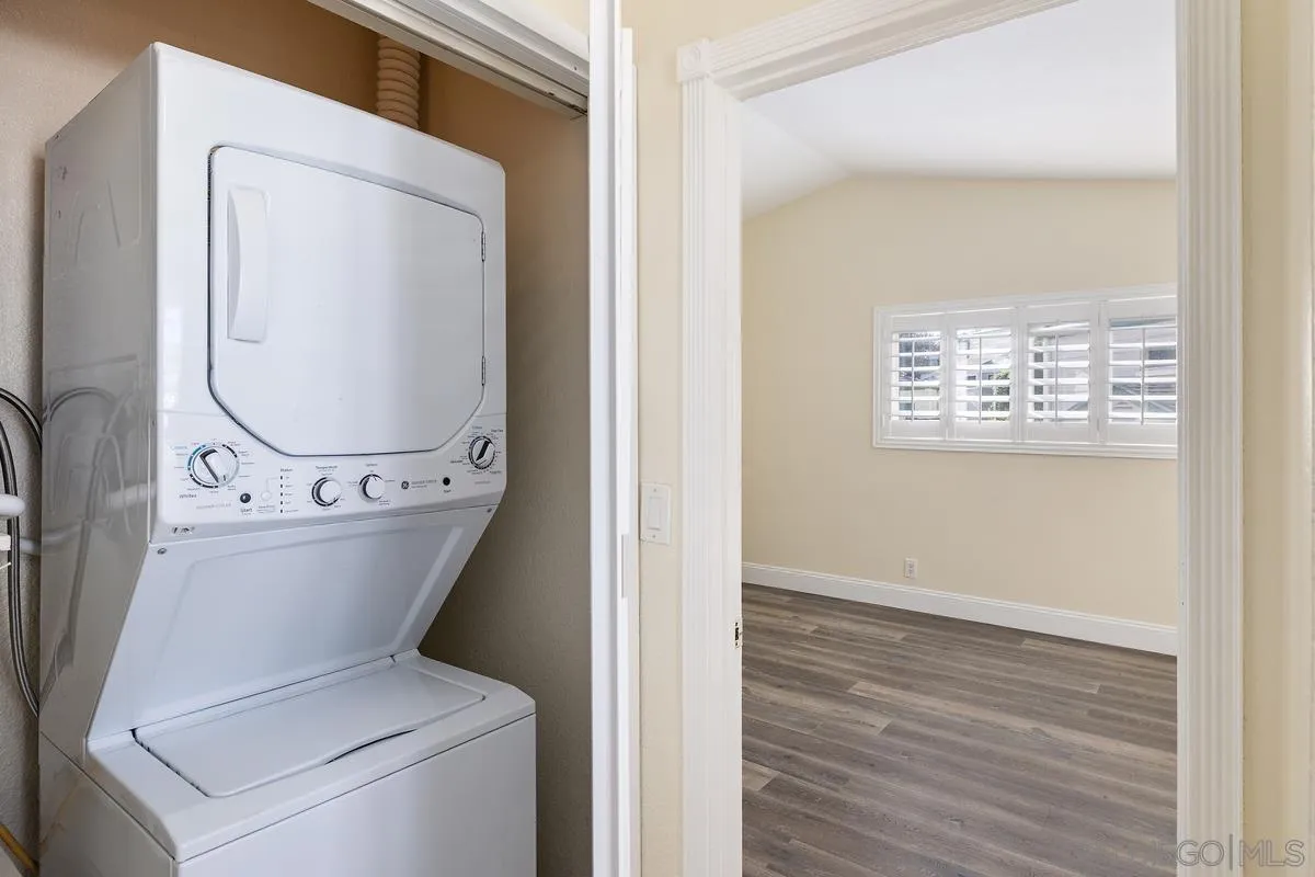 Photo #4: 2600048 Listing: Photo #4