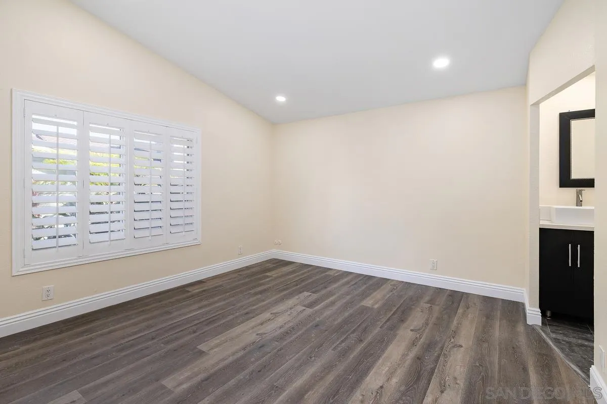 Photo #25: 2600048 Listing: Photo #25