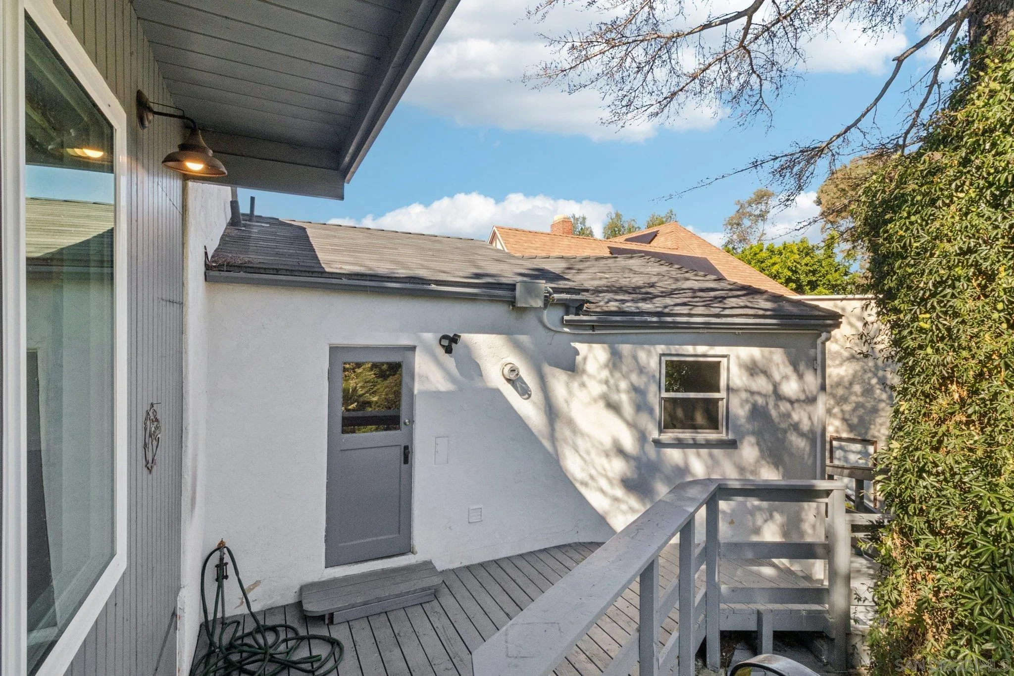 https://cdn.realtyfeed.com/cdn/127/260004800/1e54c23c670497c34860af8bfbe500e8.webp