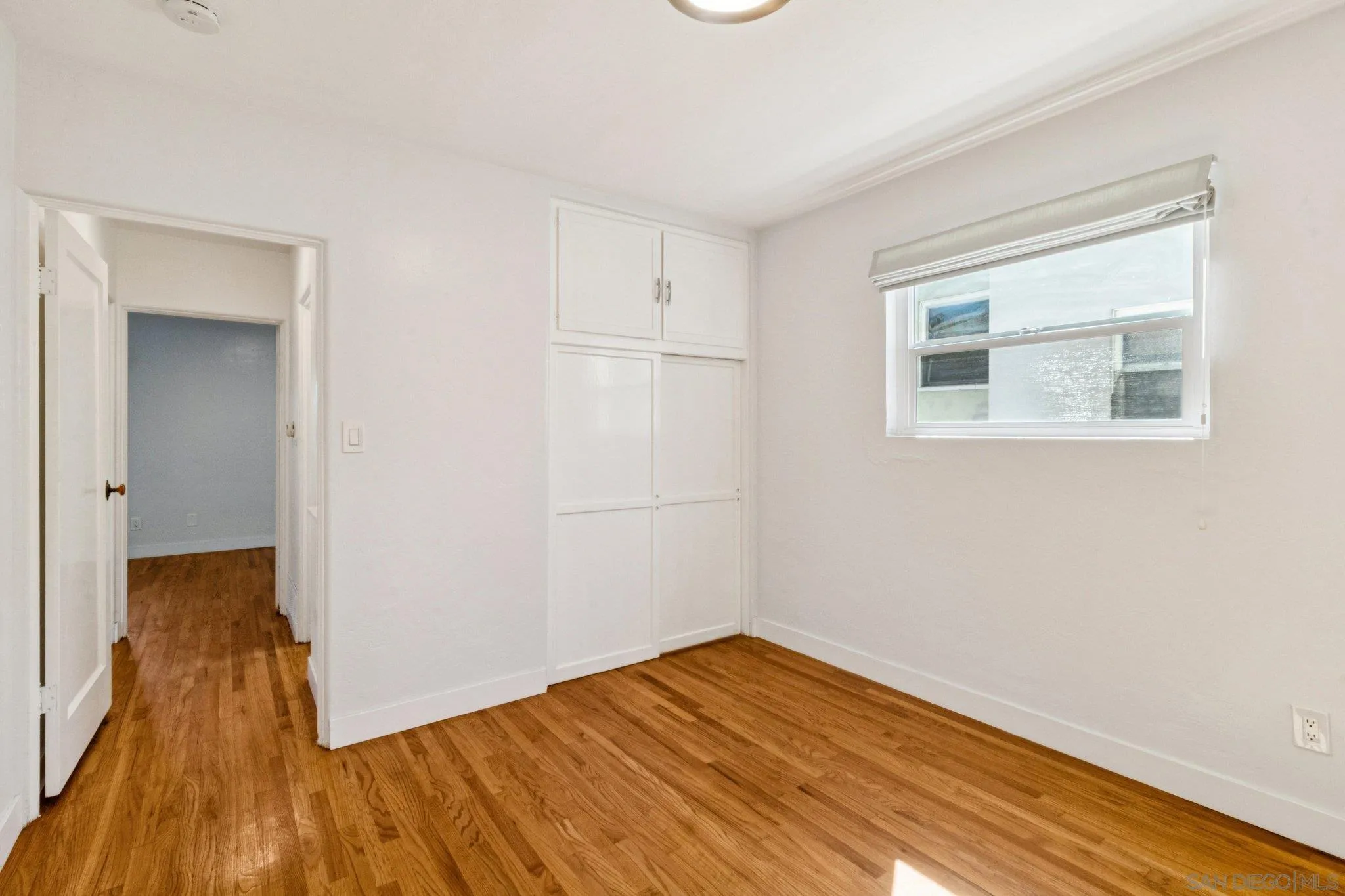 https://cdn.realtyfeed.com/cdn/127/260004800/9ea21d62fc16b812833a9b772d68eb70.webp