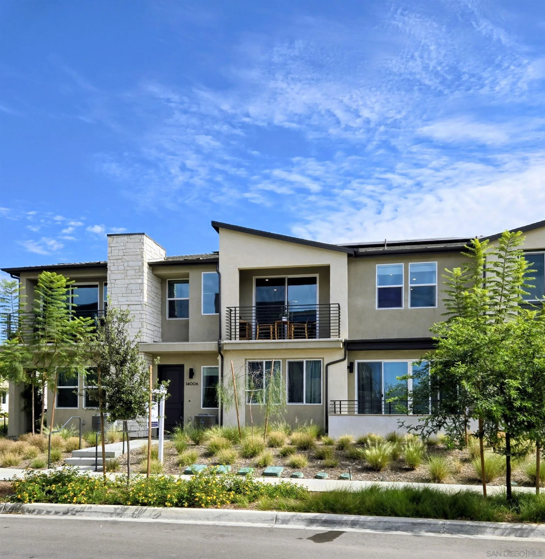 Photo #1: 260004805 Listing: Photo #1