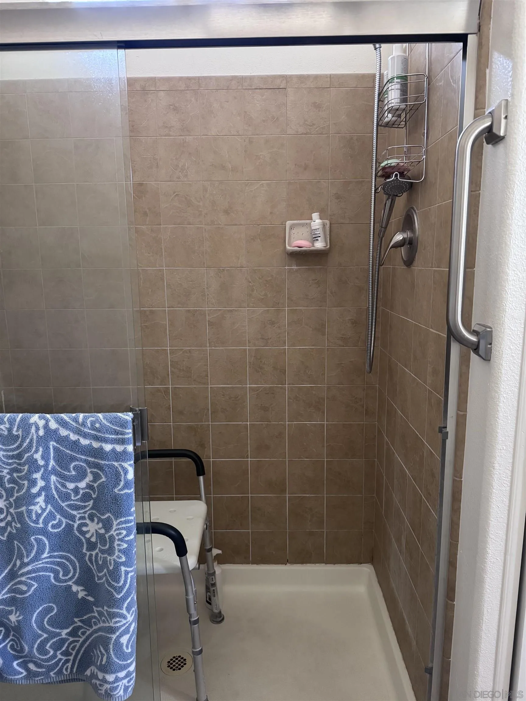 https://cdn.realtyfeed.com/cdn/127/260004808/101066a6580538e6179d45714c354332.webp