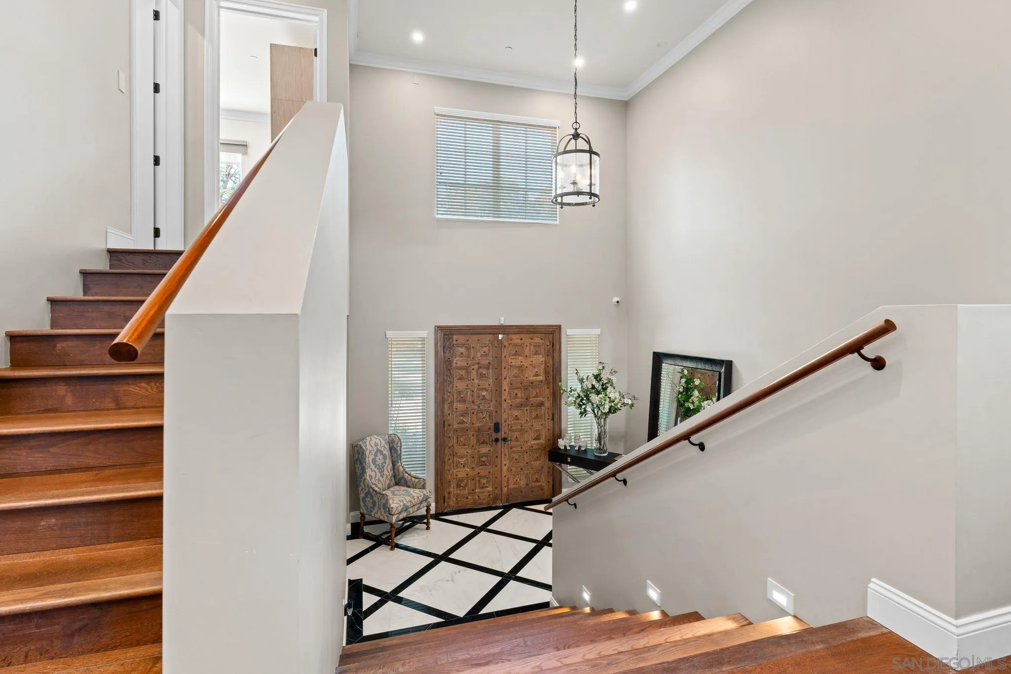https://cdn.realtyfeed.com/cdn/127/260004810/127069963b16ebed304114fb97e546be.webp