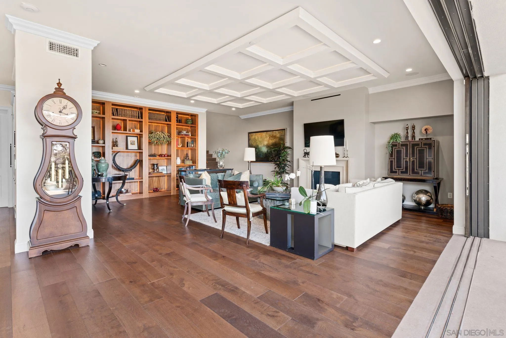 https://cdn.realtyfeed.com/cdn/127/260004810/564b7d0e766a8bd16714c116c5514d37.webp