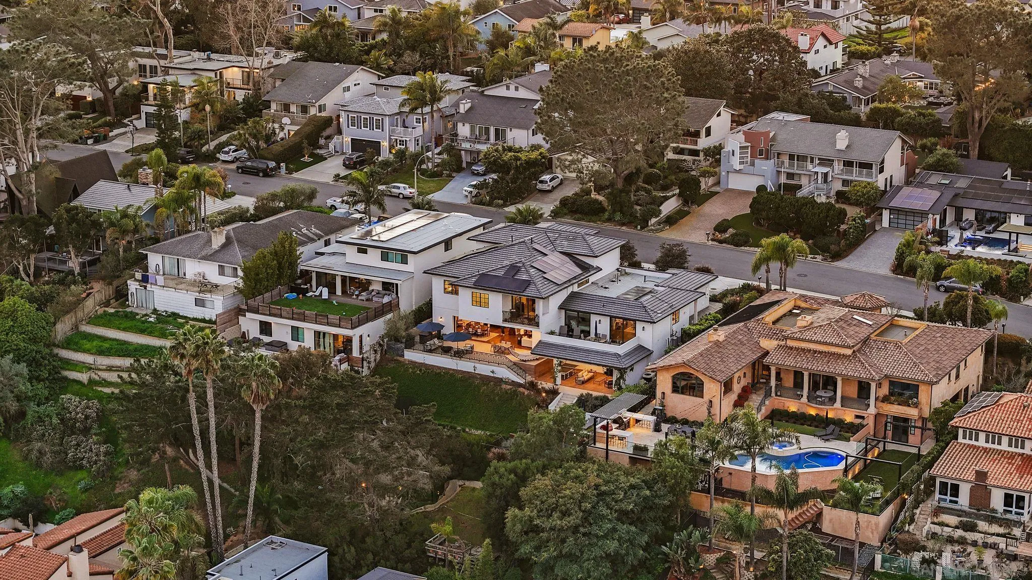 https://cdn.realtyfeed.com/cdn/127/260004810/5e9dbd7b39a64394829afe78cb1c4270.webp