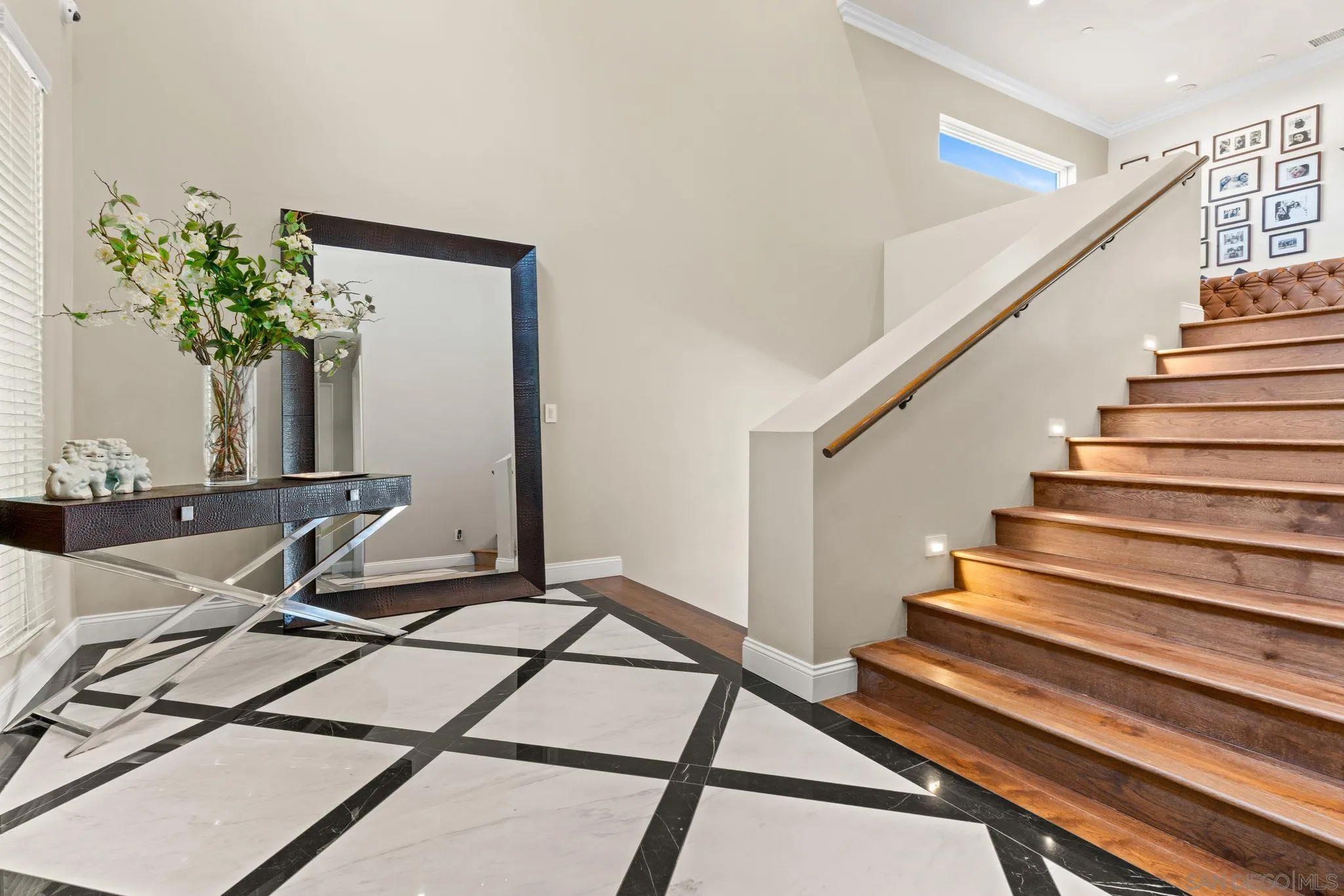 https://cdn.realtyfeed.com/cdn/127/260004810/cc90920734e84f4922bade586c99de7a.webp