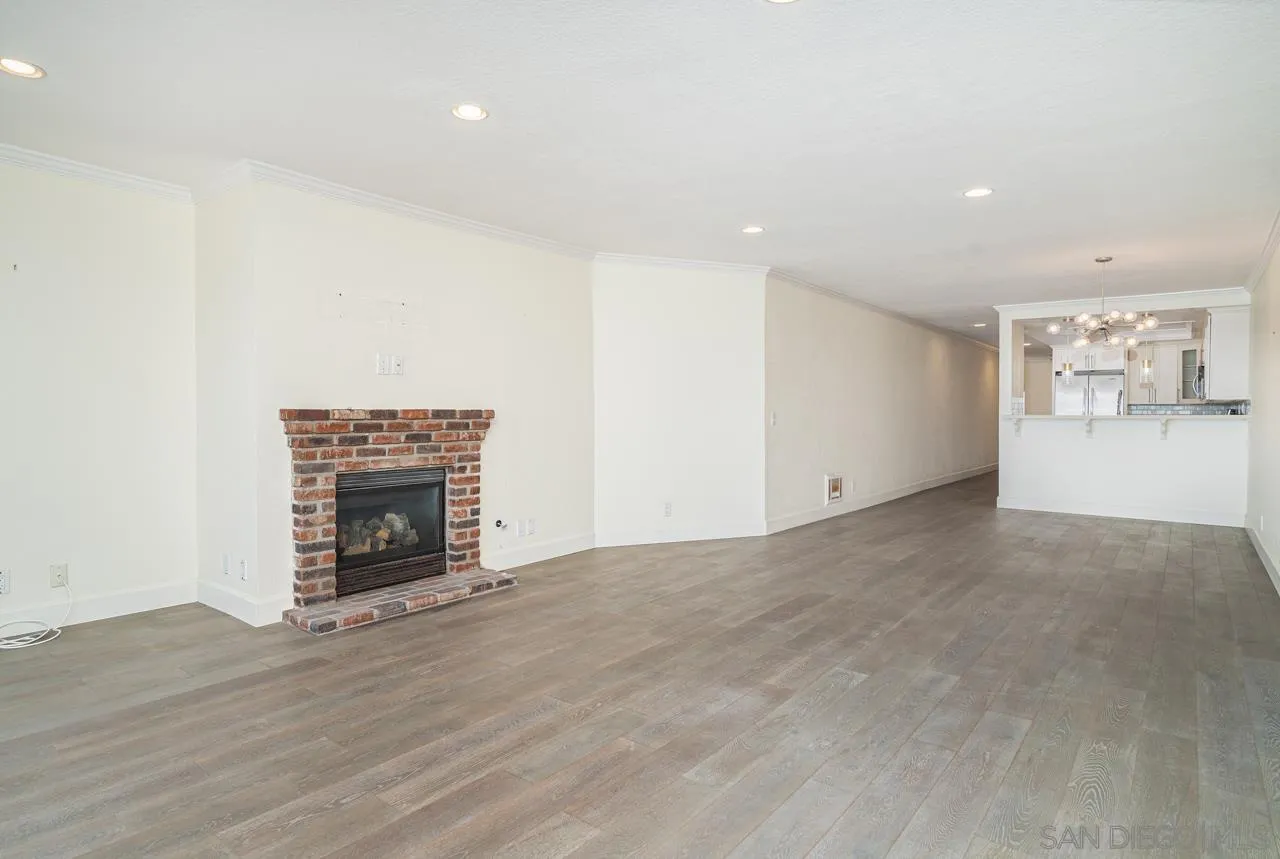 Photo #11: 260004821 Listing: Photo #11