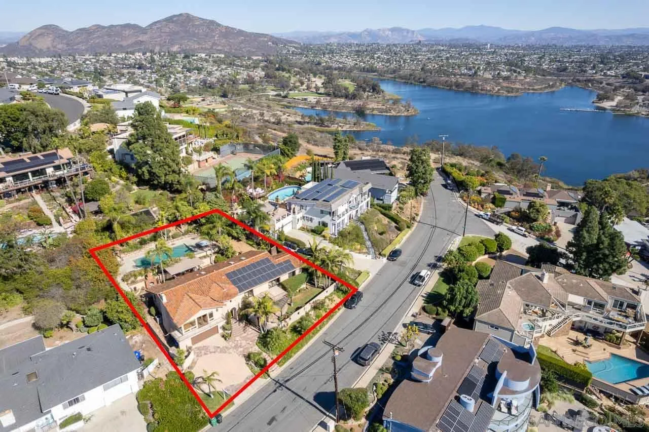https://cdn.realtyfeed.com/cdn/127/260004822/0accedd57aa3cc85f01f067c5624635f.webp
