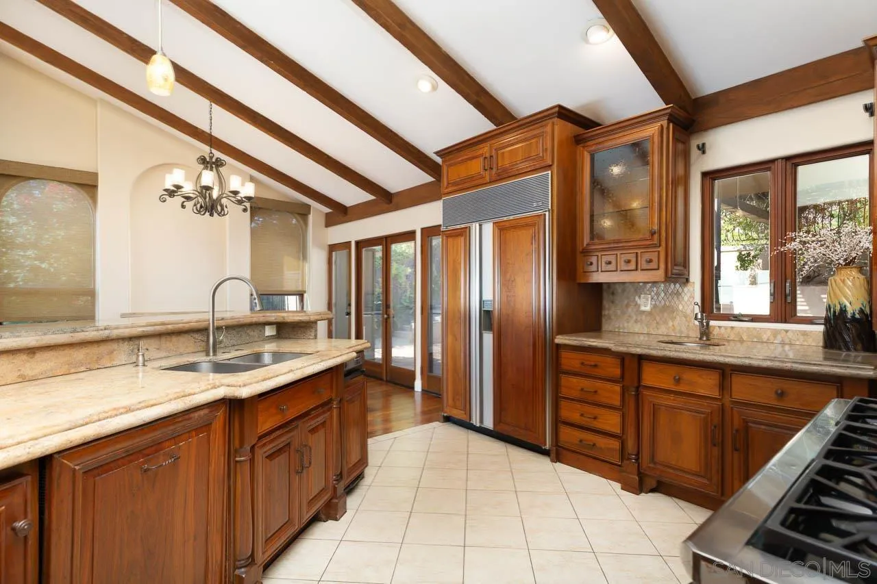 https://cdn.realtyfeed.com/cdn/127/260004822/2a380baa5c4856f94ee79315fd19fc97.webp